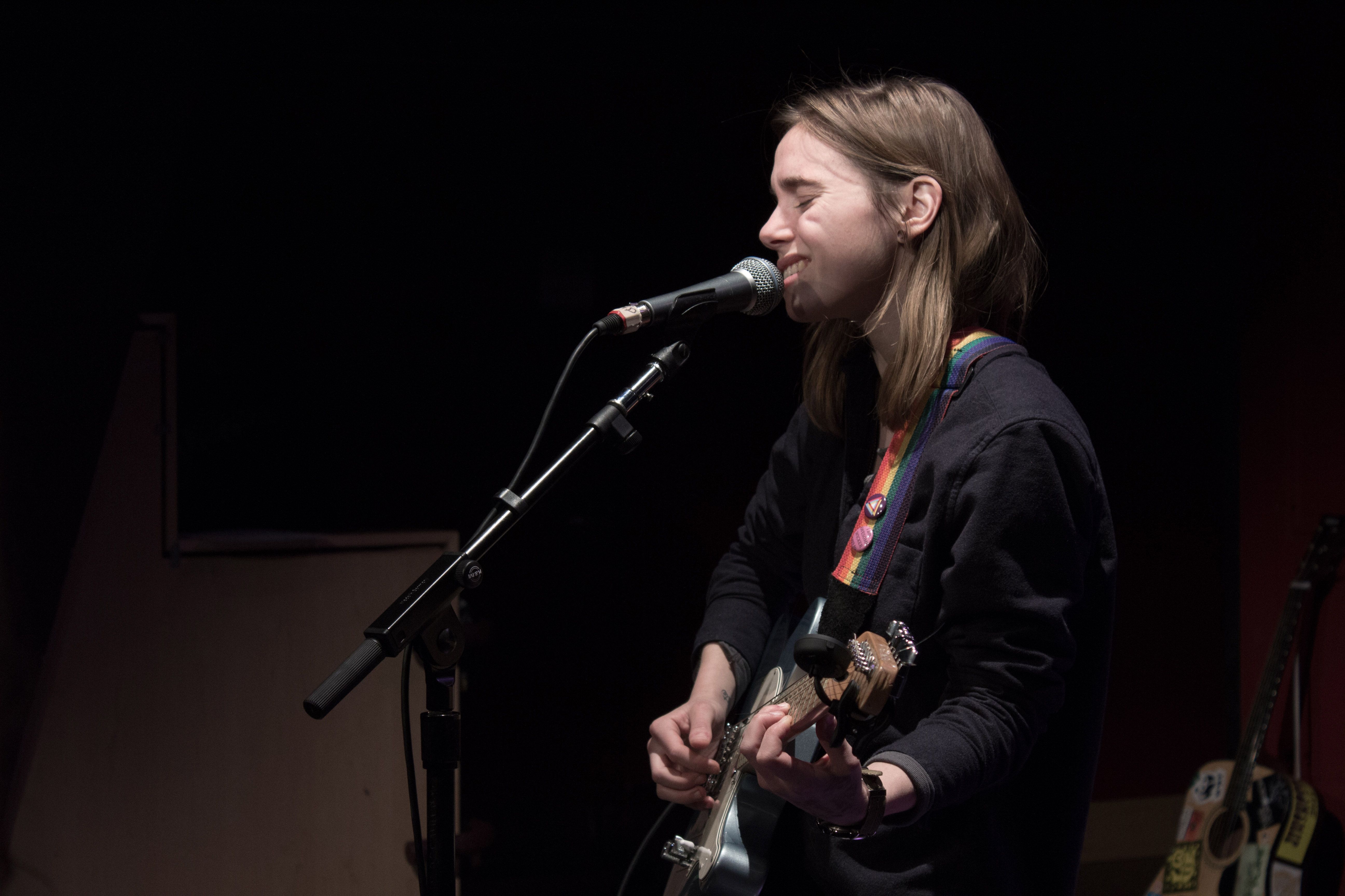 Julien Baker @ Red Room – Café 939