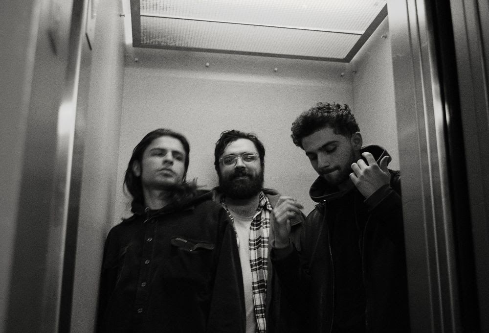 Meet the Friendsgiving Show Lineup: Horse Jumper of Love