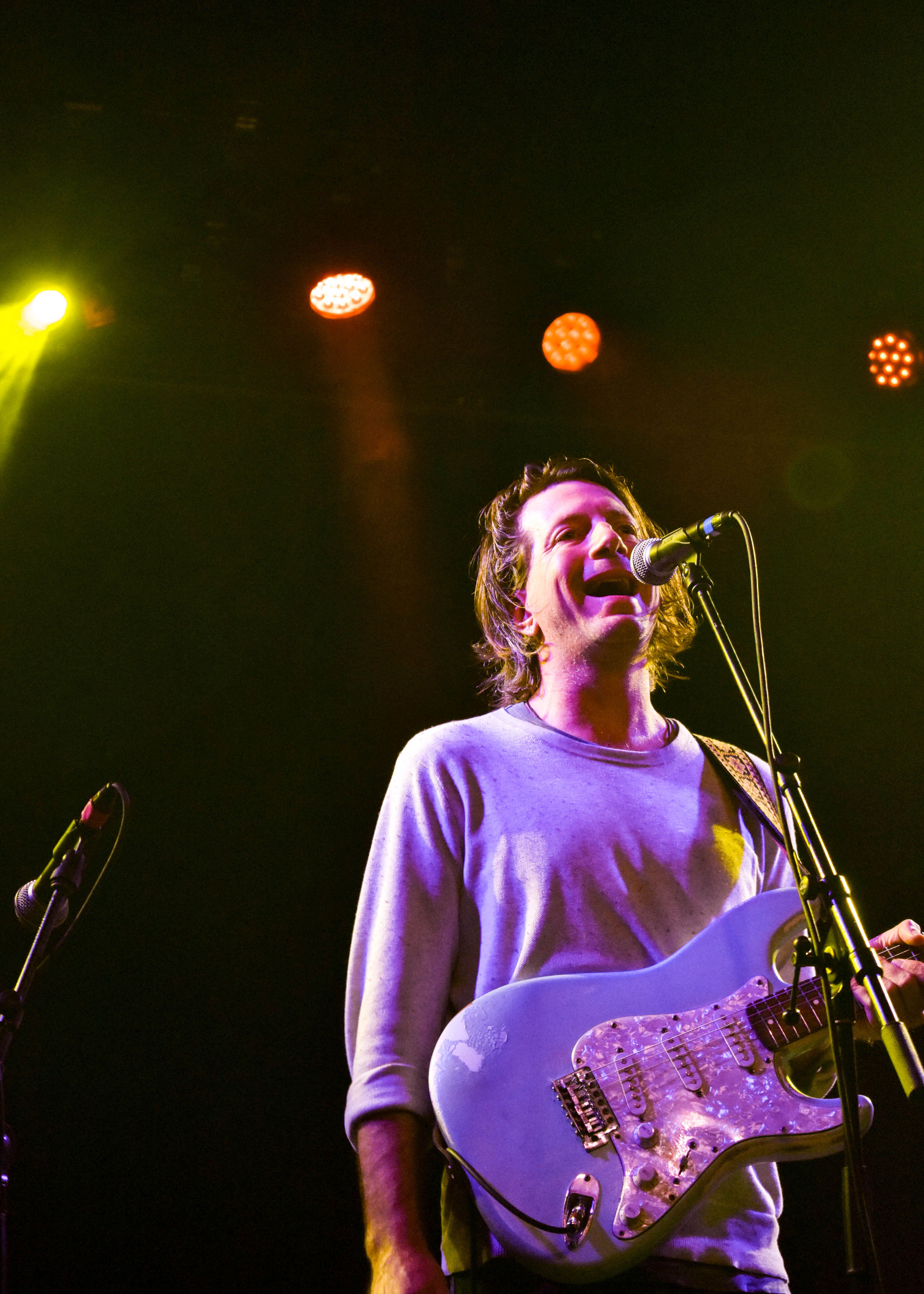 Poolside charms weekday crowd at the Sinclair