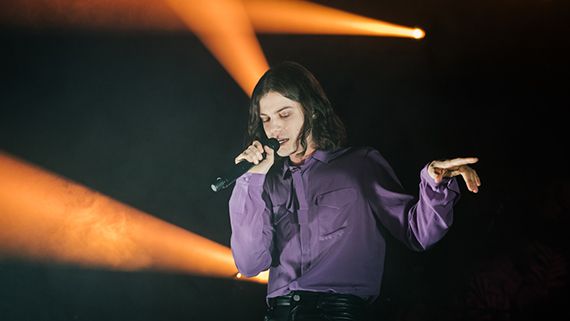 Why is no one talking about BØRNS?