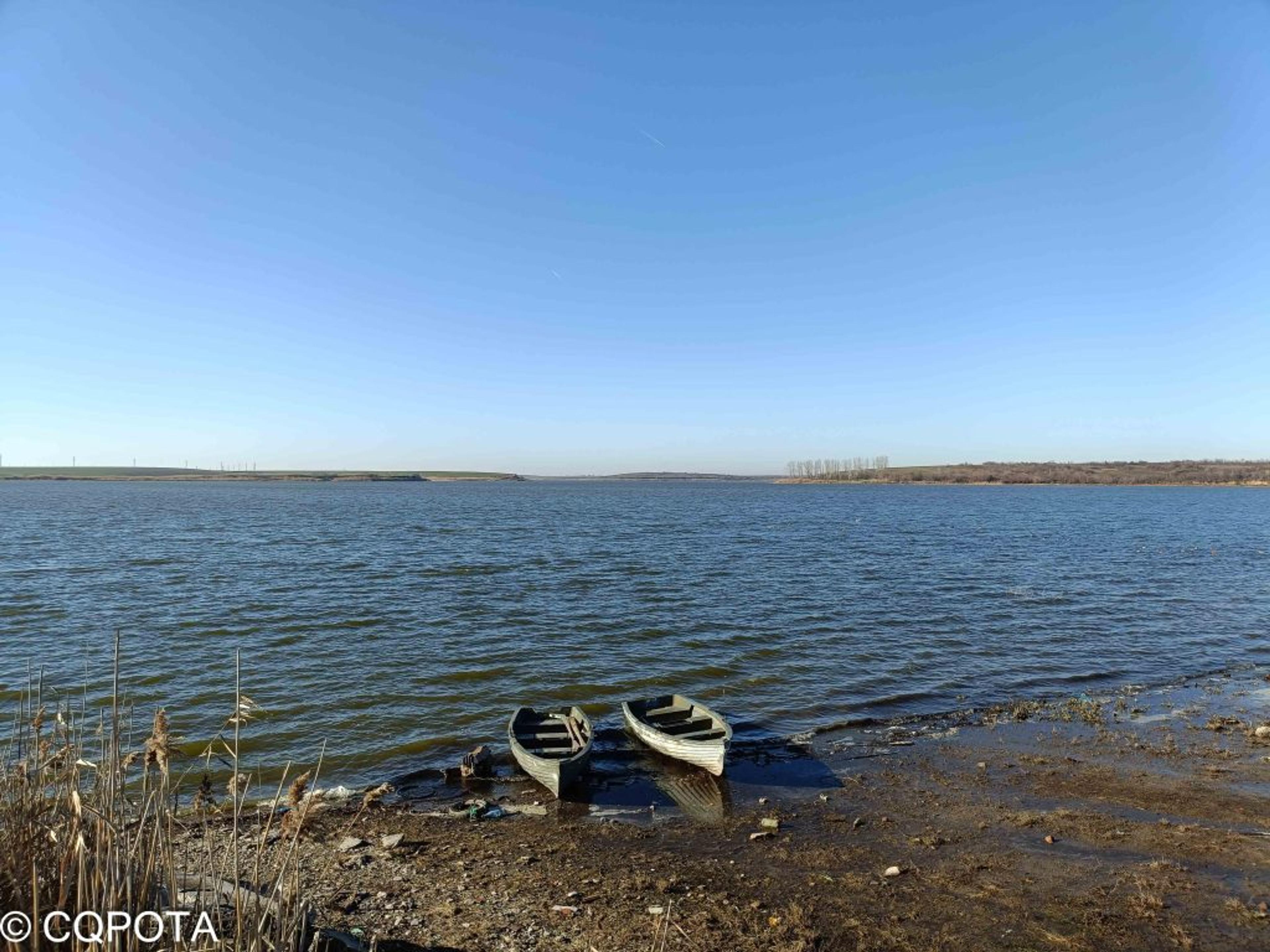 Valea Argovei lake
