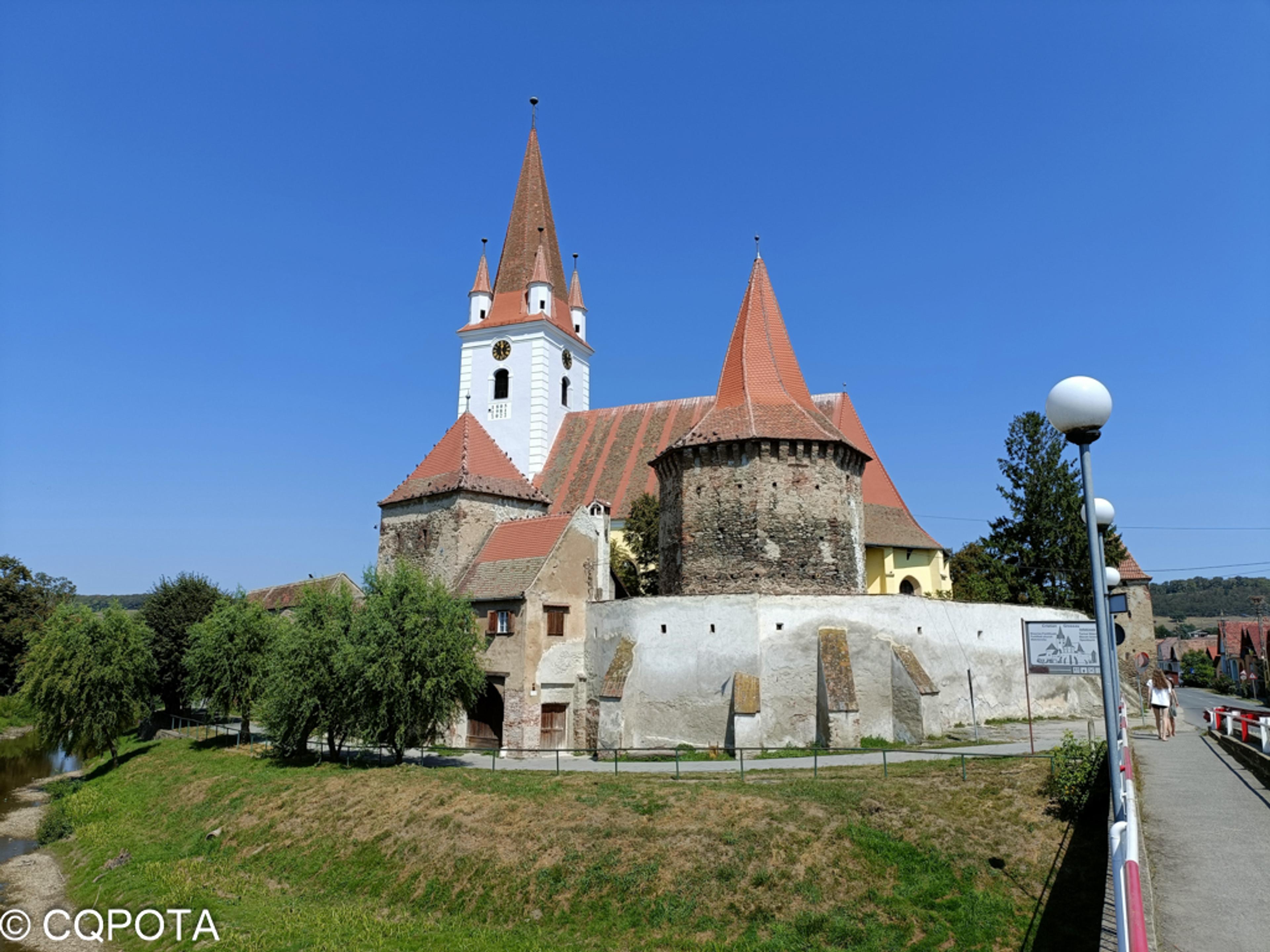Biserica fortificată din Miercurea Sibiului