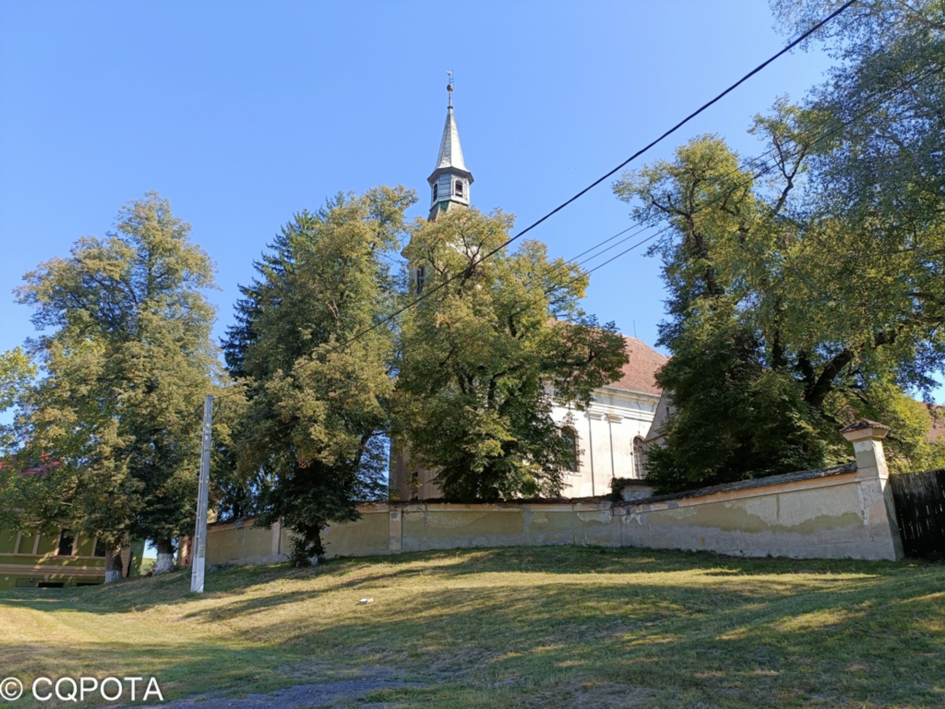 Biserica fortificată Apold