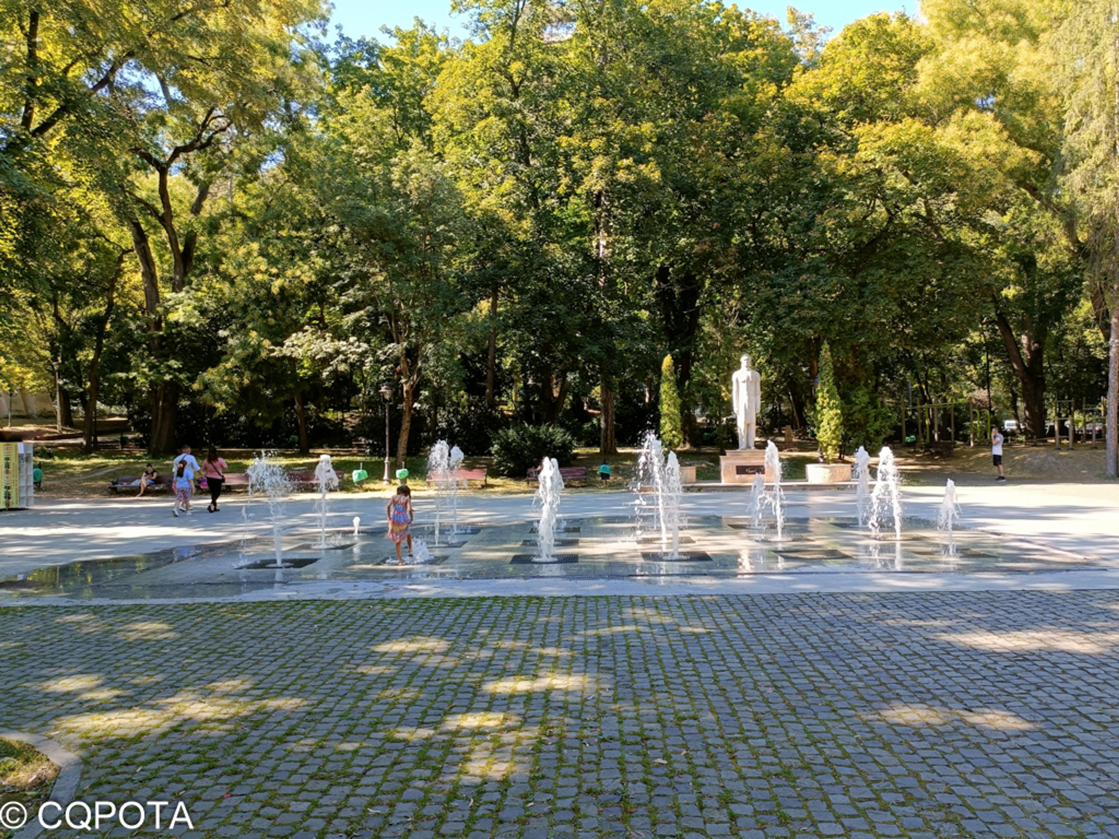 Cetate Deva Park