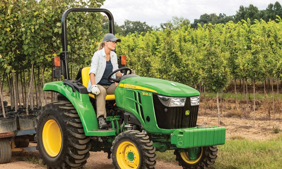 John Deere 3043D | Hutson Inc