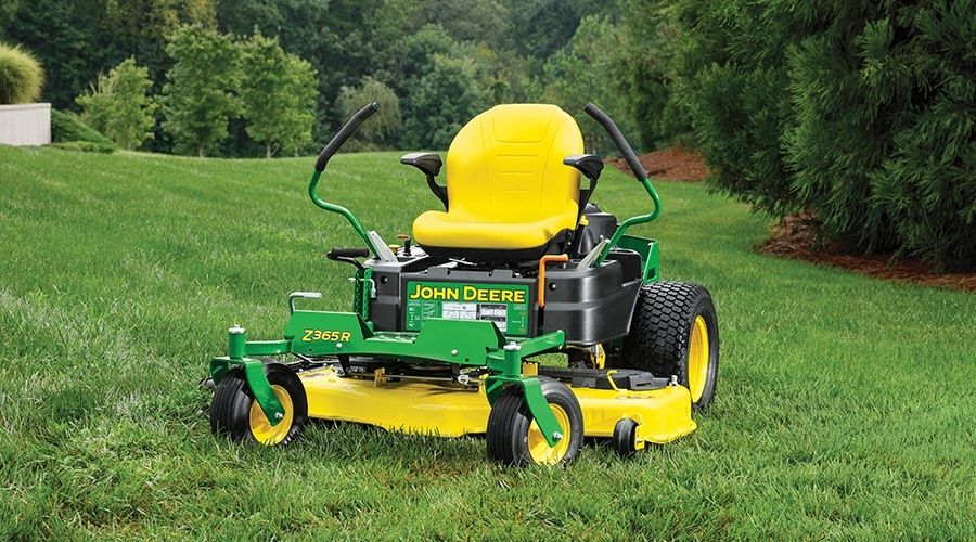 John Deere adds a New Z300 Model to the Line Up | Hutson Inc