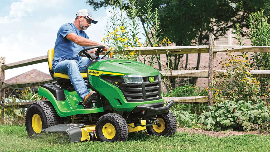 John deere outlet 218 lawn tractor