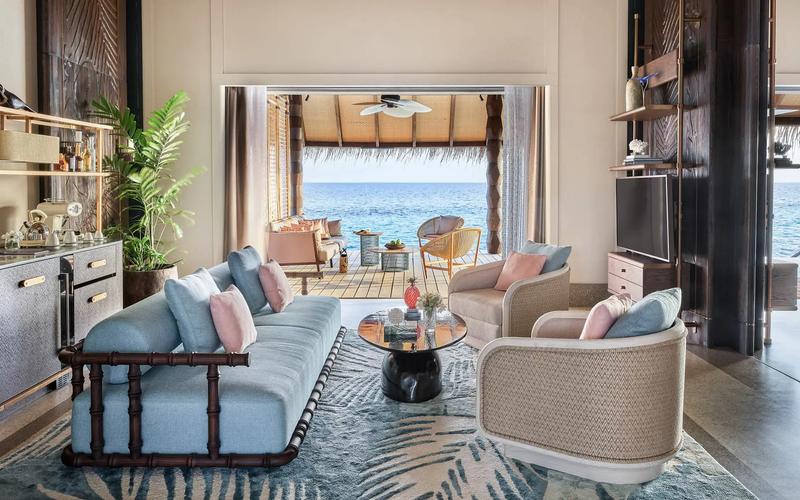 Luxury Sunset Water Villa with Pool - Photo 2