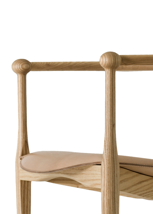 BD | Products | Gaulino Easy Chair by Oscar Tusquets