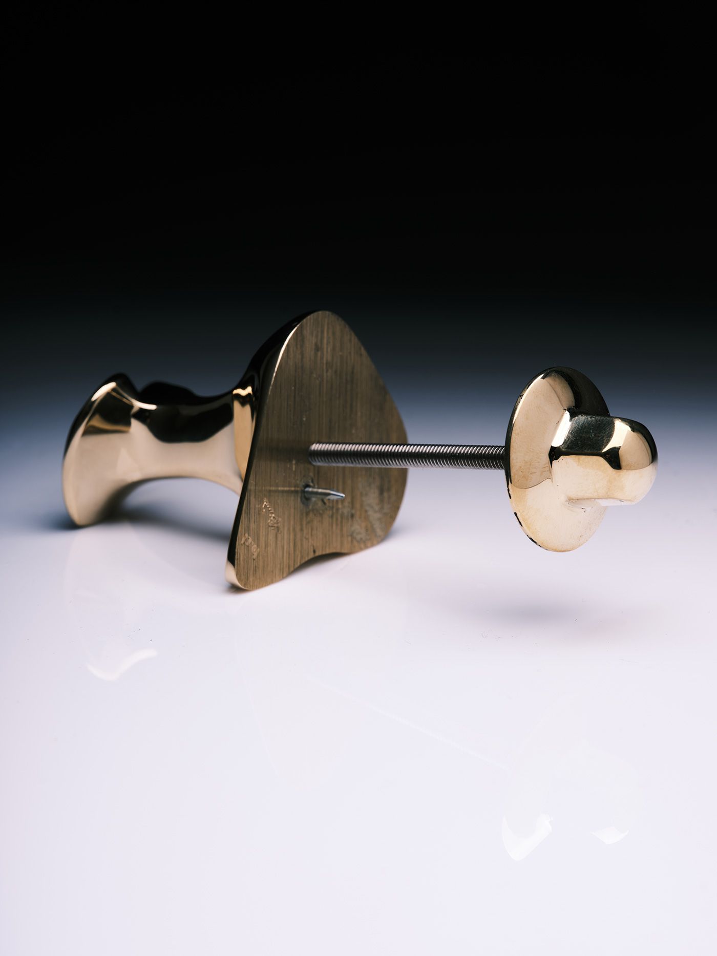 BD | Products | BD Barcelona No 3 Milà Knob Antoni Gaudí