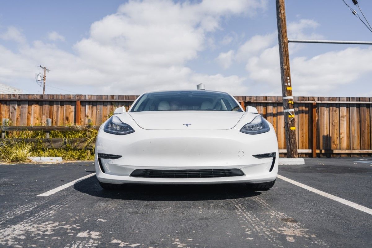 Tesla Model 3 Guide