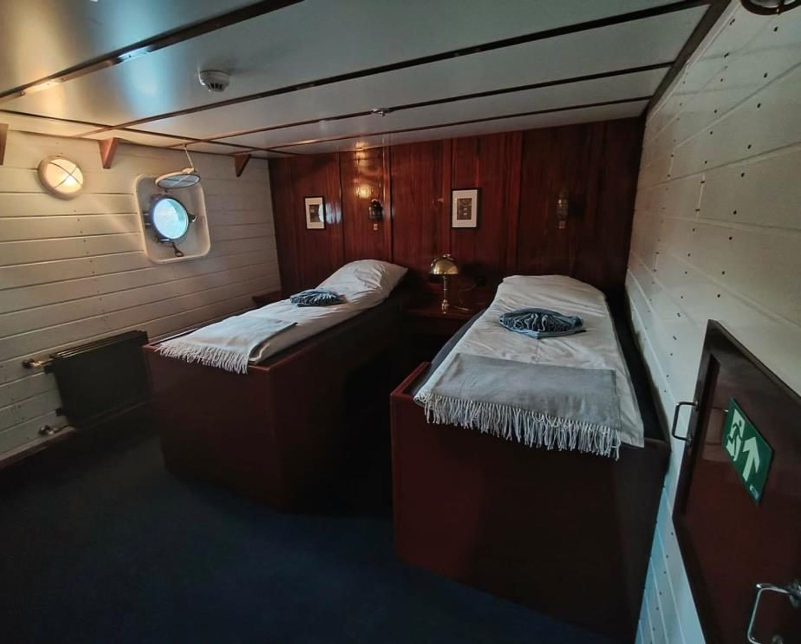 A cabin with two lower beds aboard M/S Balto