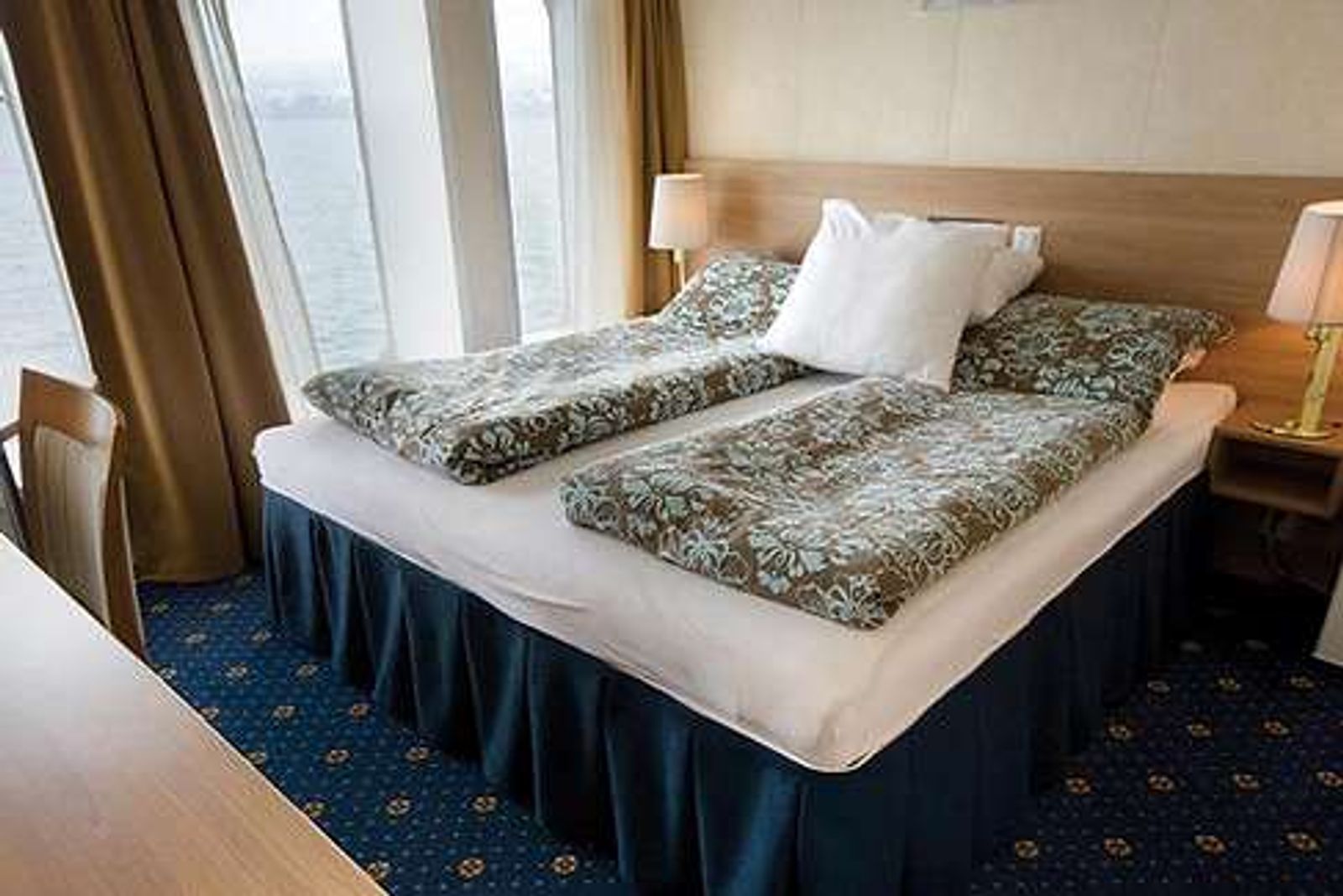 Category 5 cabin aboard MV Vestland Adventurer