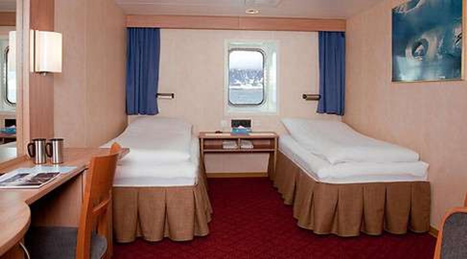 Category 3 cabin aboard MV Vestland Adventurer