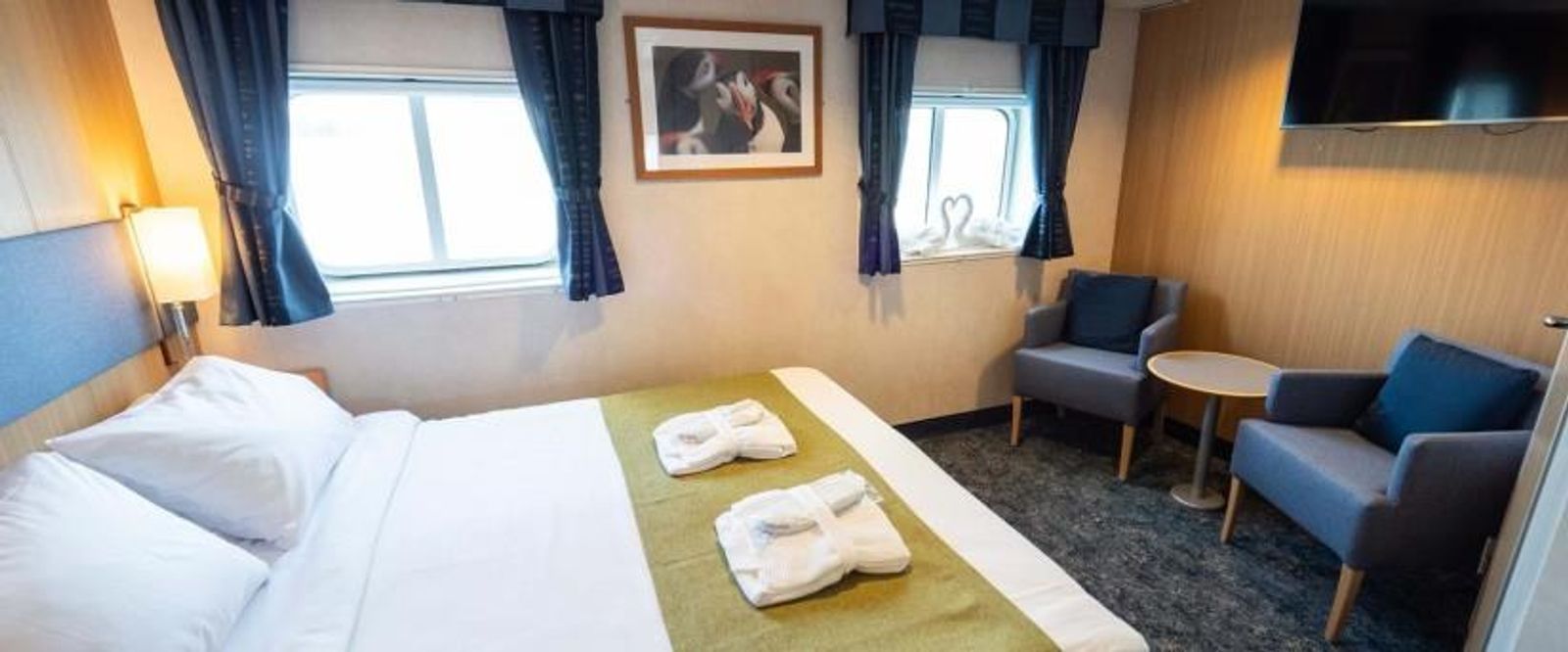 Superior double cabin aboard M/S Quest