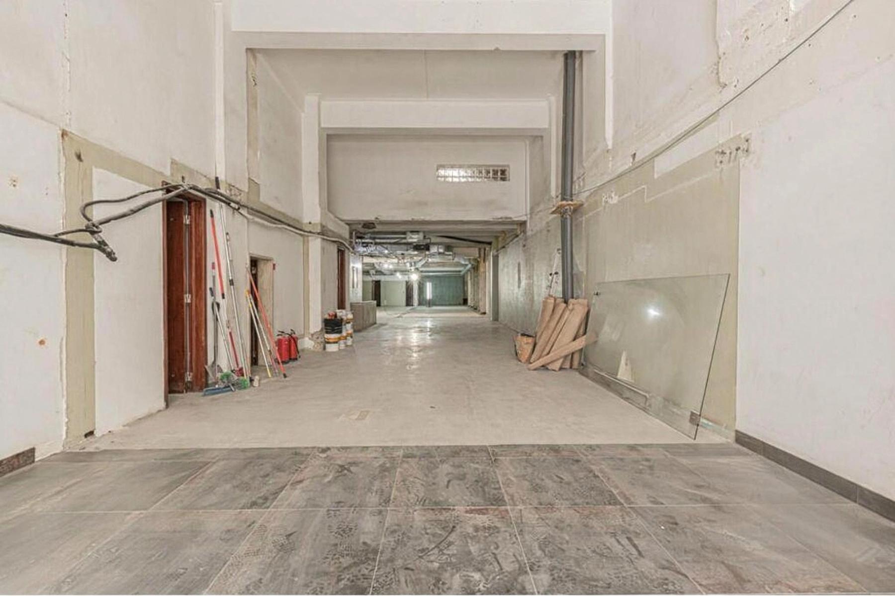 Building in Estefânia — Next to Jardim Constantino — 2
