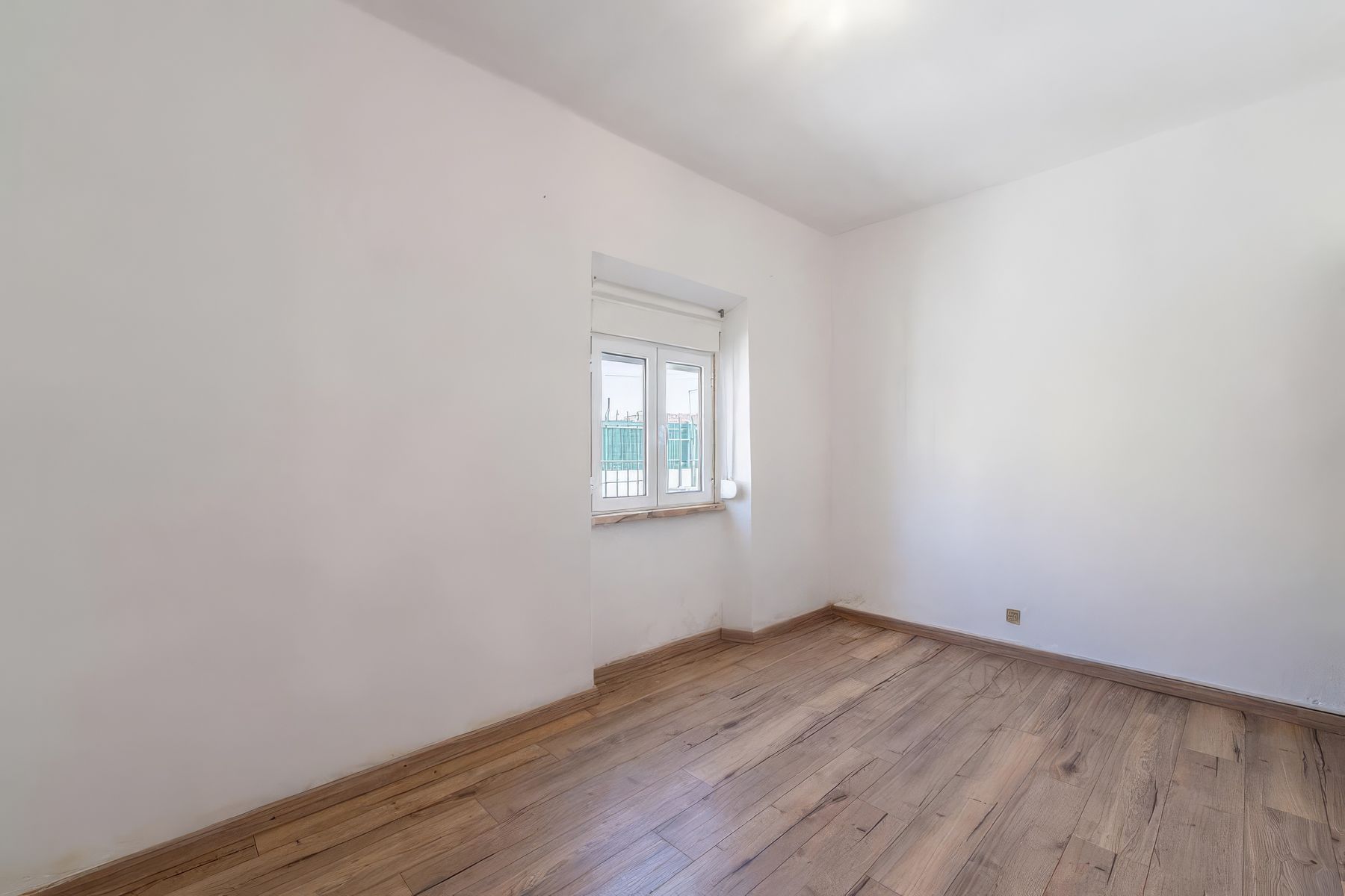 Moradia T3+1 para venda em Campolide, Lisboa com garagem box e terraço — 7