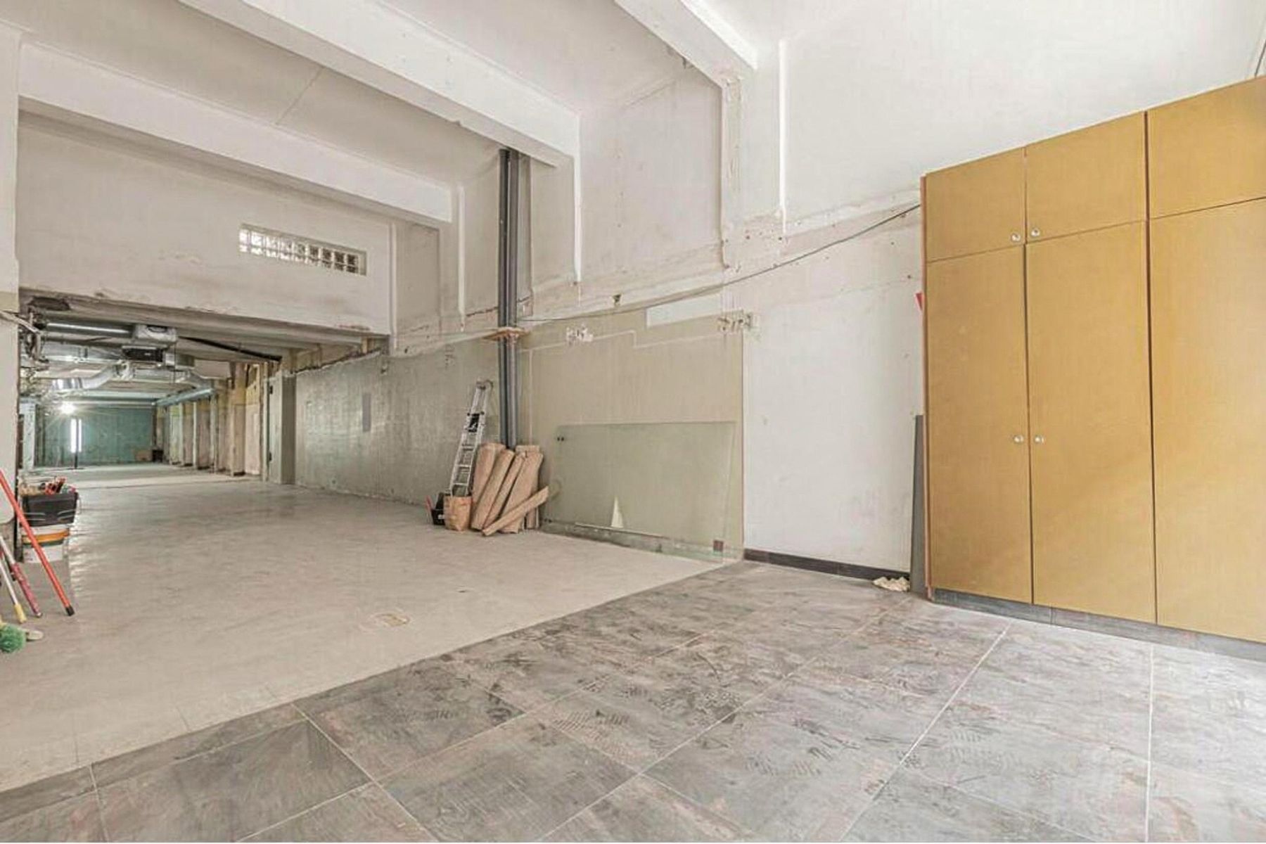 Building in Estefânia — Next to Jardim Constantino — 1