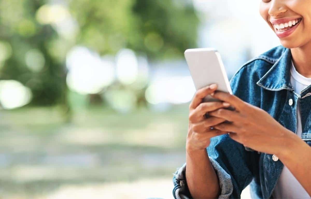 28 Best Side Hustle Apps (Make Quick Money on the Side)