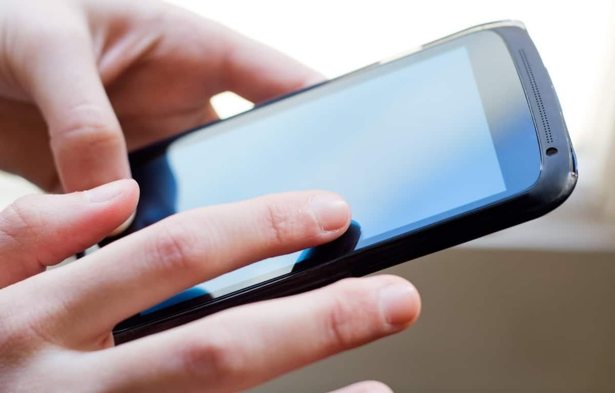 19 Best Sites & Apps That Pay You to Refer Friends (Referrals That Pay)