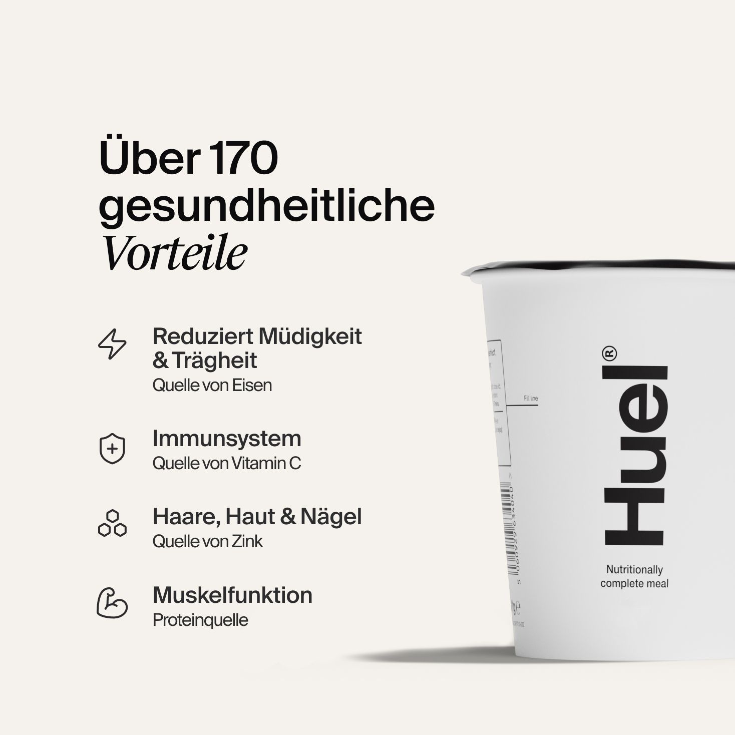 Person, die einen Hot & Savoury Pot mit einer Gabel isst