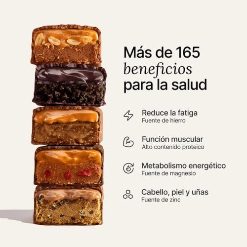 An image of a stack of Huel Complete Nutrition Bars next to text outlining key health benefits