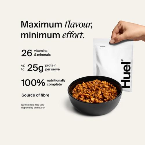 Alt: Huel Hot & Savoury Meal Pack with a prepared meal, alongside text highlighting 26 vitamins and minerals, up to 25g protein per serve, 100% nutritionally complete, and a source of fibre.