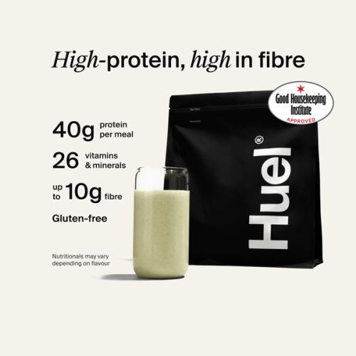 Huel Black Edition Powder bag with a prepared shake, alongside text highlighting 40g protein, 26 vitamins and minerals, up to 10g fibre, and that it is gluten-free.