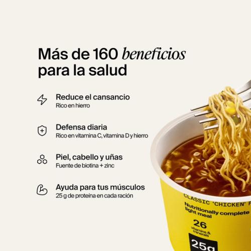 Un recipiente abierto de Huel Lite Ramen sobre un fondo de color neutro con los beneficios enumerados