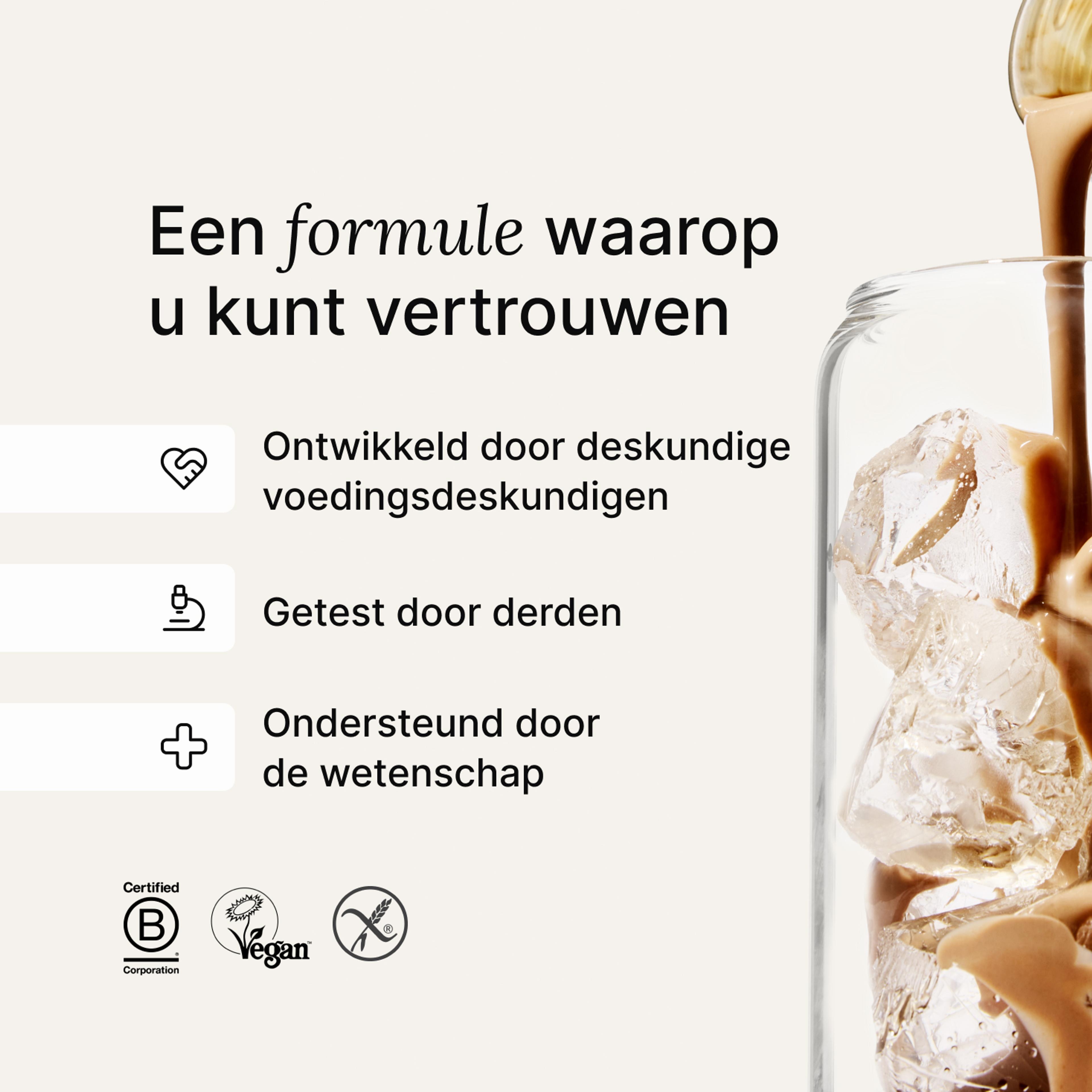 Een afbeelding van Huel RTD die in een glas wordt gegoten 