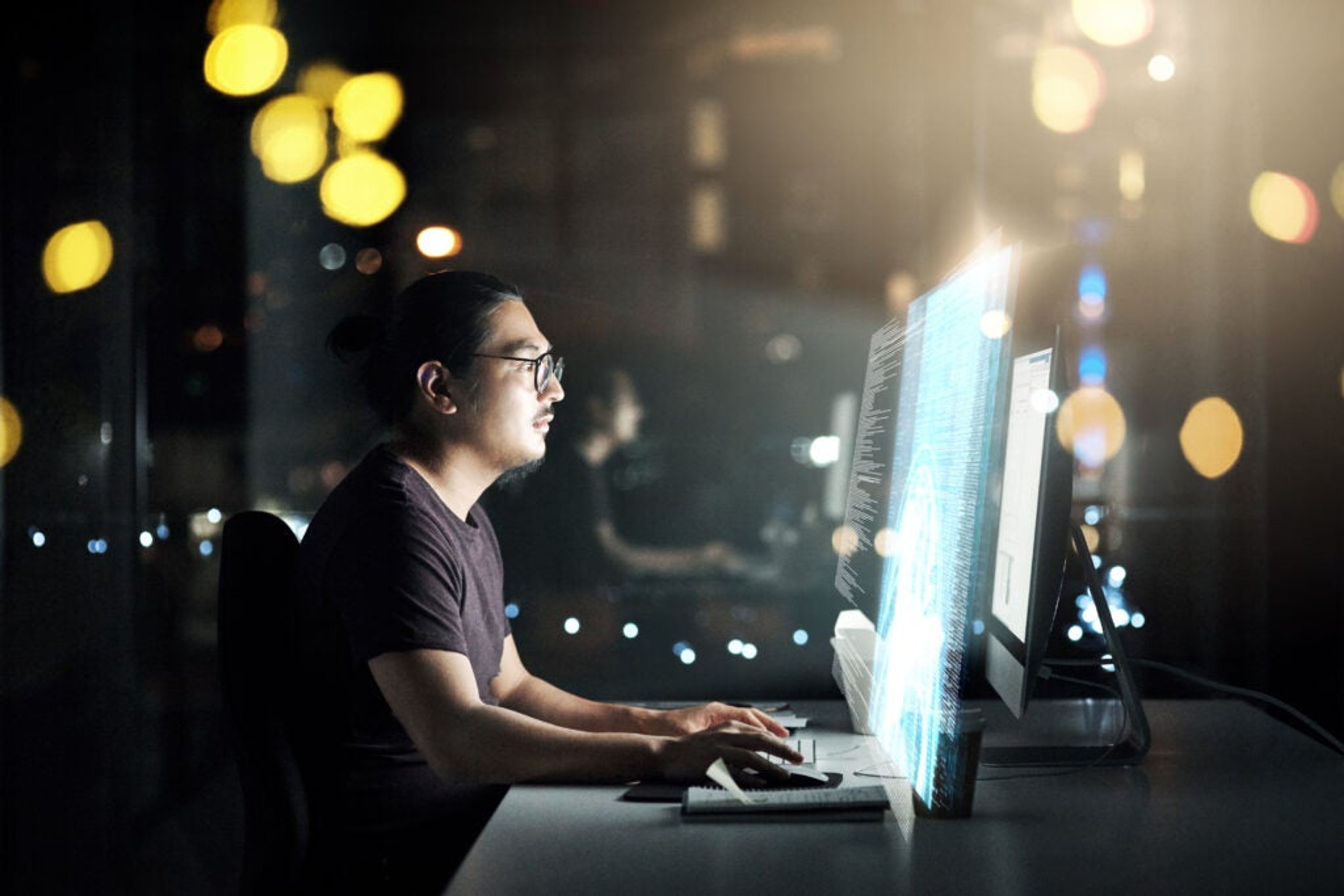 Redis Insiders Program male programmer at computer