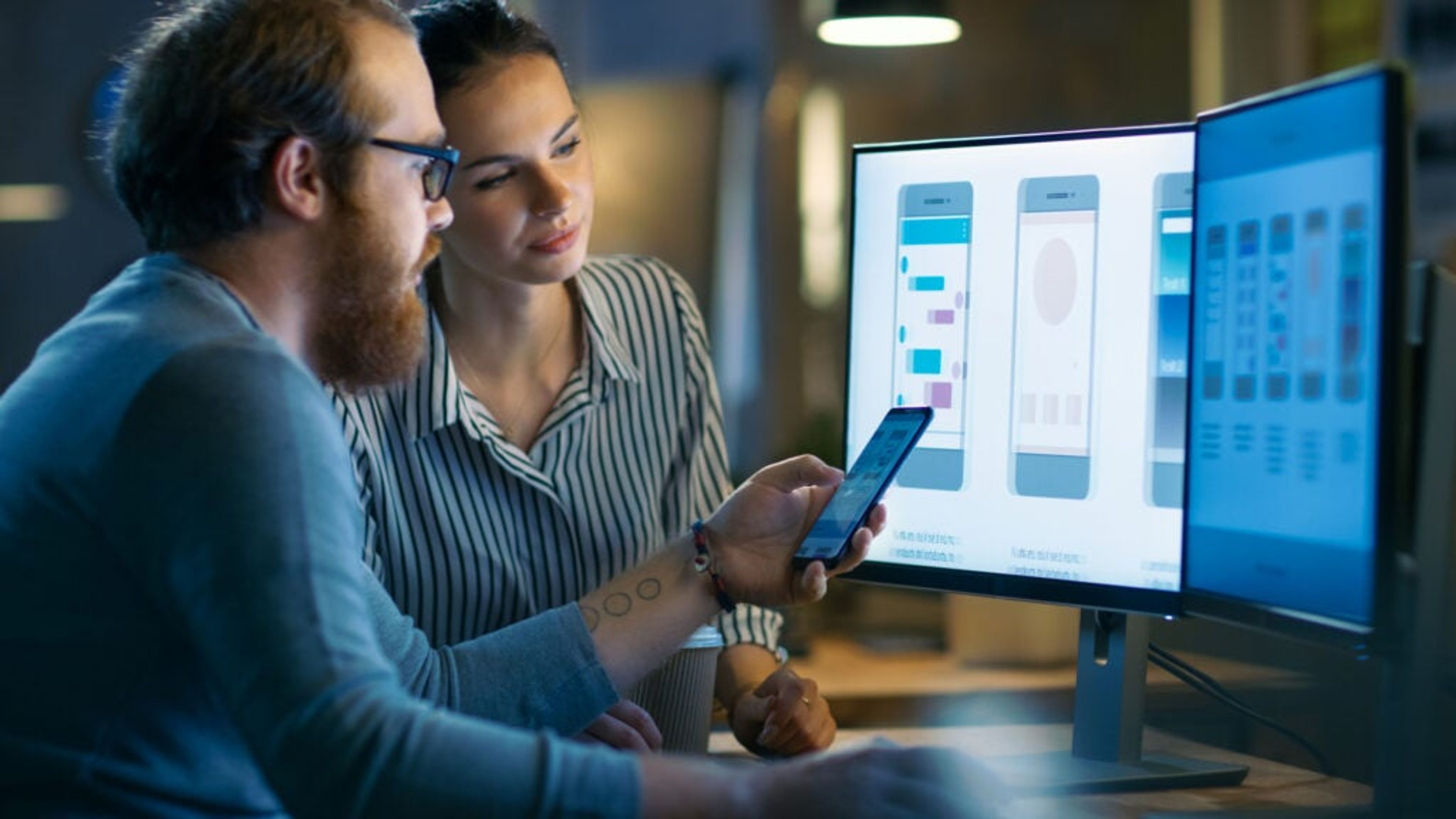 developers creating an application using schemaless databases