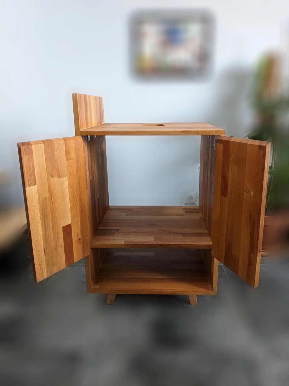 Bathroom cabinet 