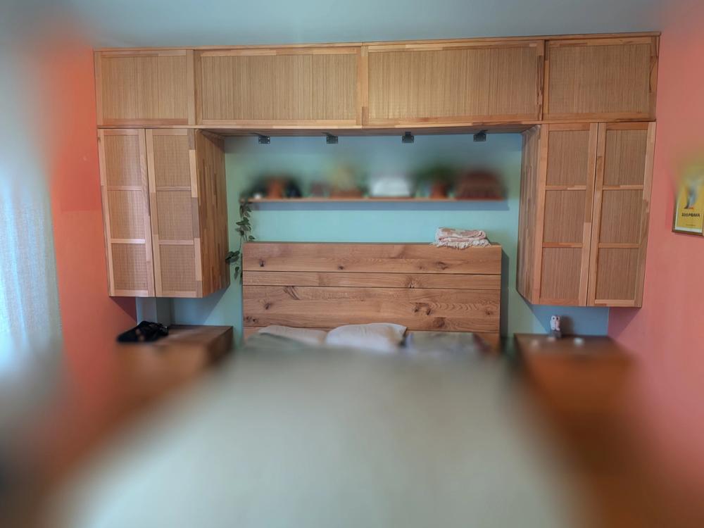 Wall cabinet