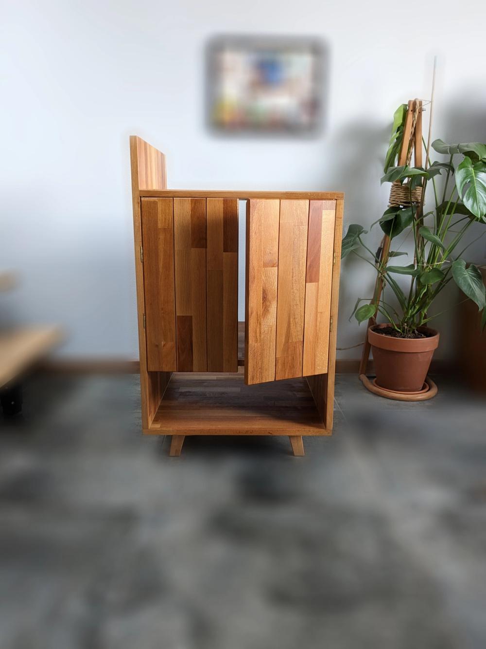Bathroom cabinet 