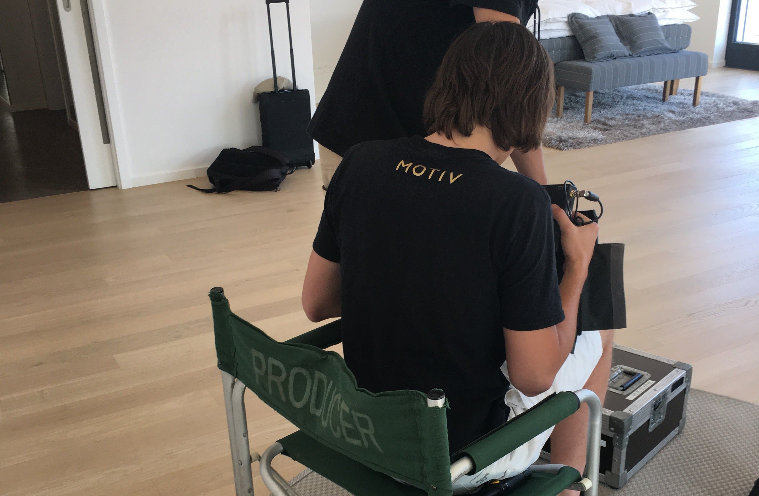 a black and white drawing of a triumphal arch in paris .