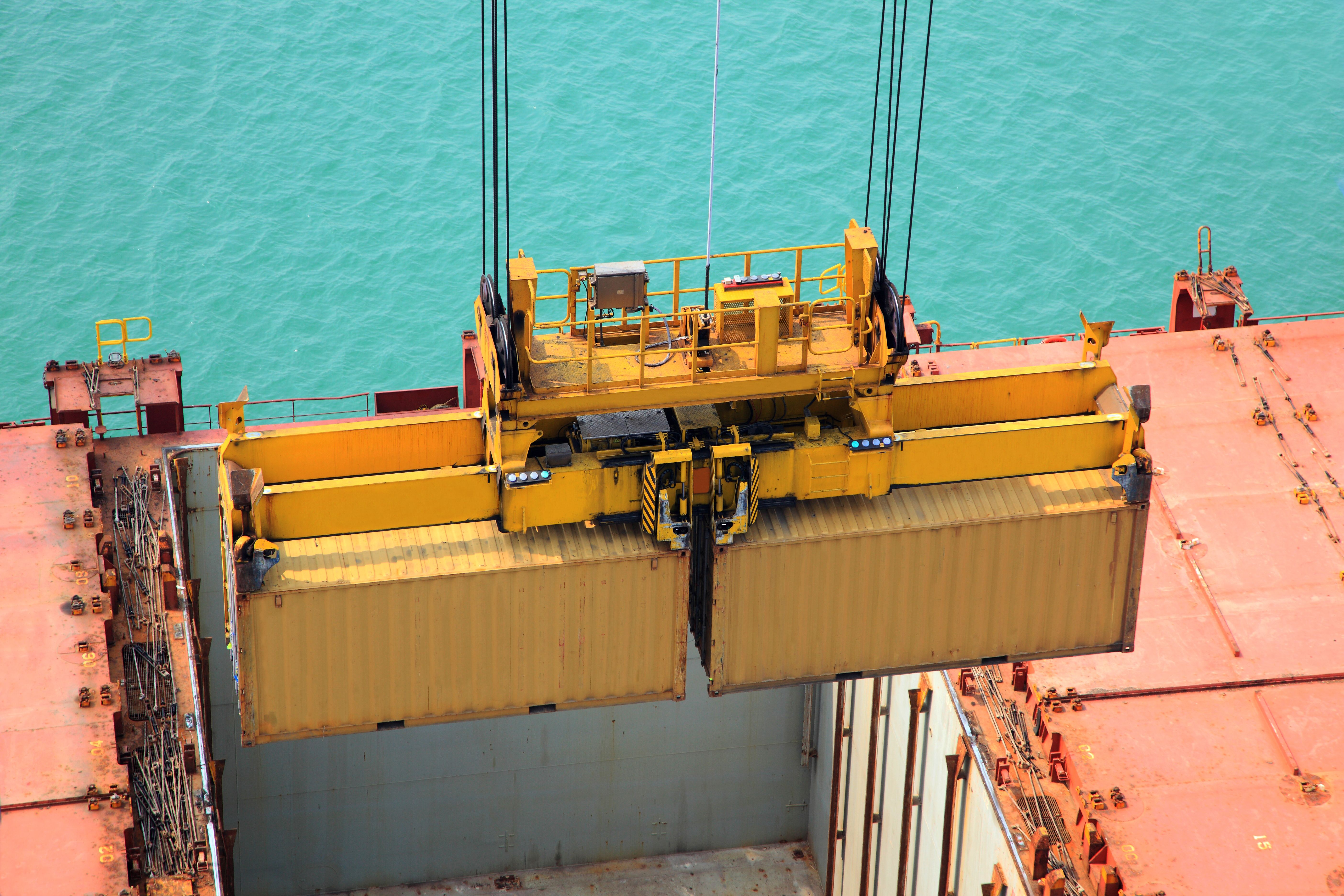 Freight forwarder