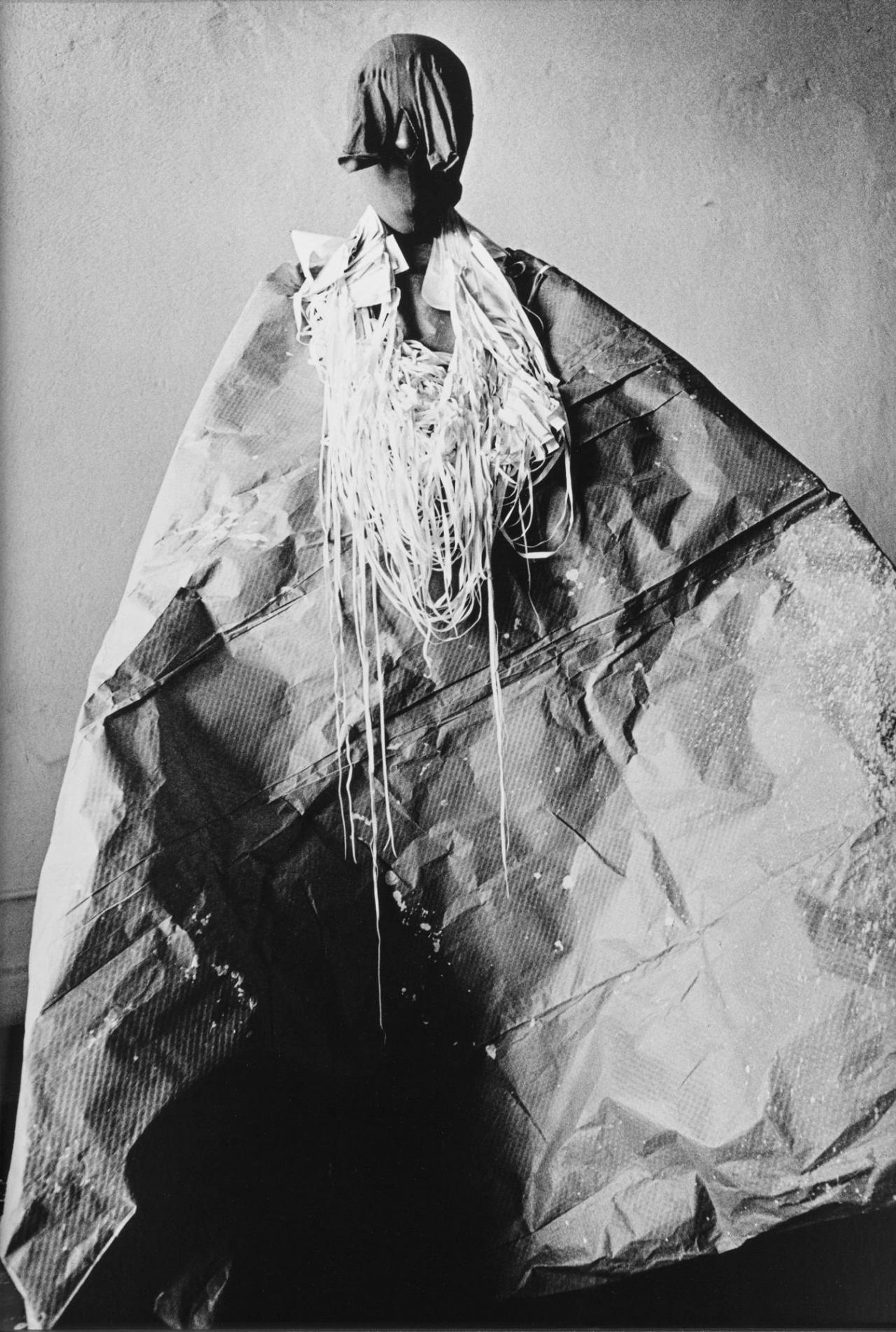 Senga Nengudi, Study for Mesh Mirag e, 1977, Gelatin silver print Performer: Senga Nengudi. Original photograph: Adam Avila Courtesy galleries Thomas Erben, Lévy Gorvy, and Sprüth Magers &copy; Senga Nengudi 2019