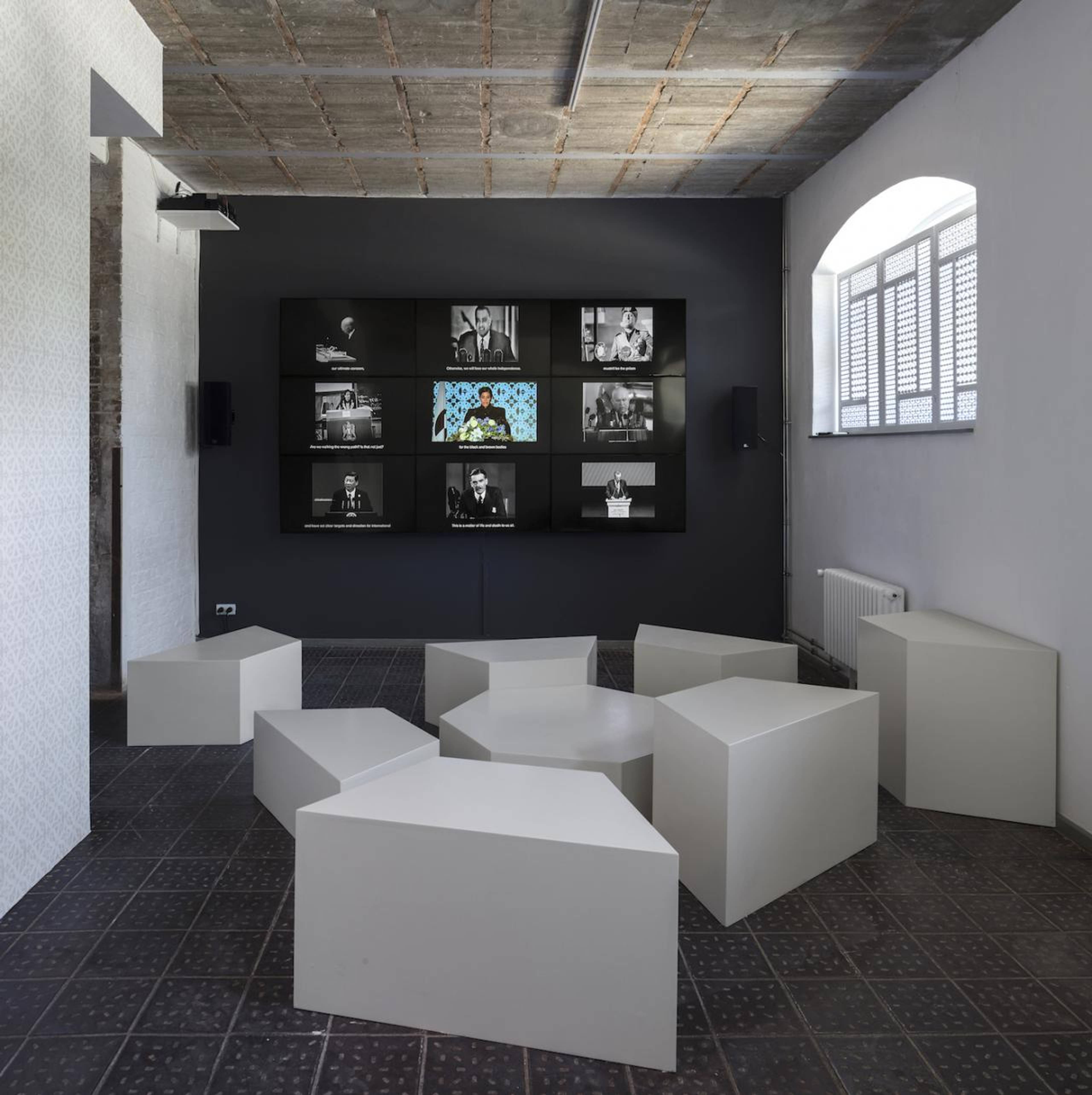 Heba Y. Amin Operation Sunken Sea (The Anti-Control Room)  (2018) Courtesy Heba Y. Amin; Zilberman Gallery, Istanbul/ Berlin, Photo: Timo Ohler