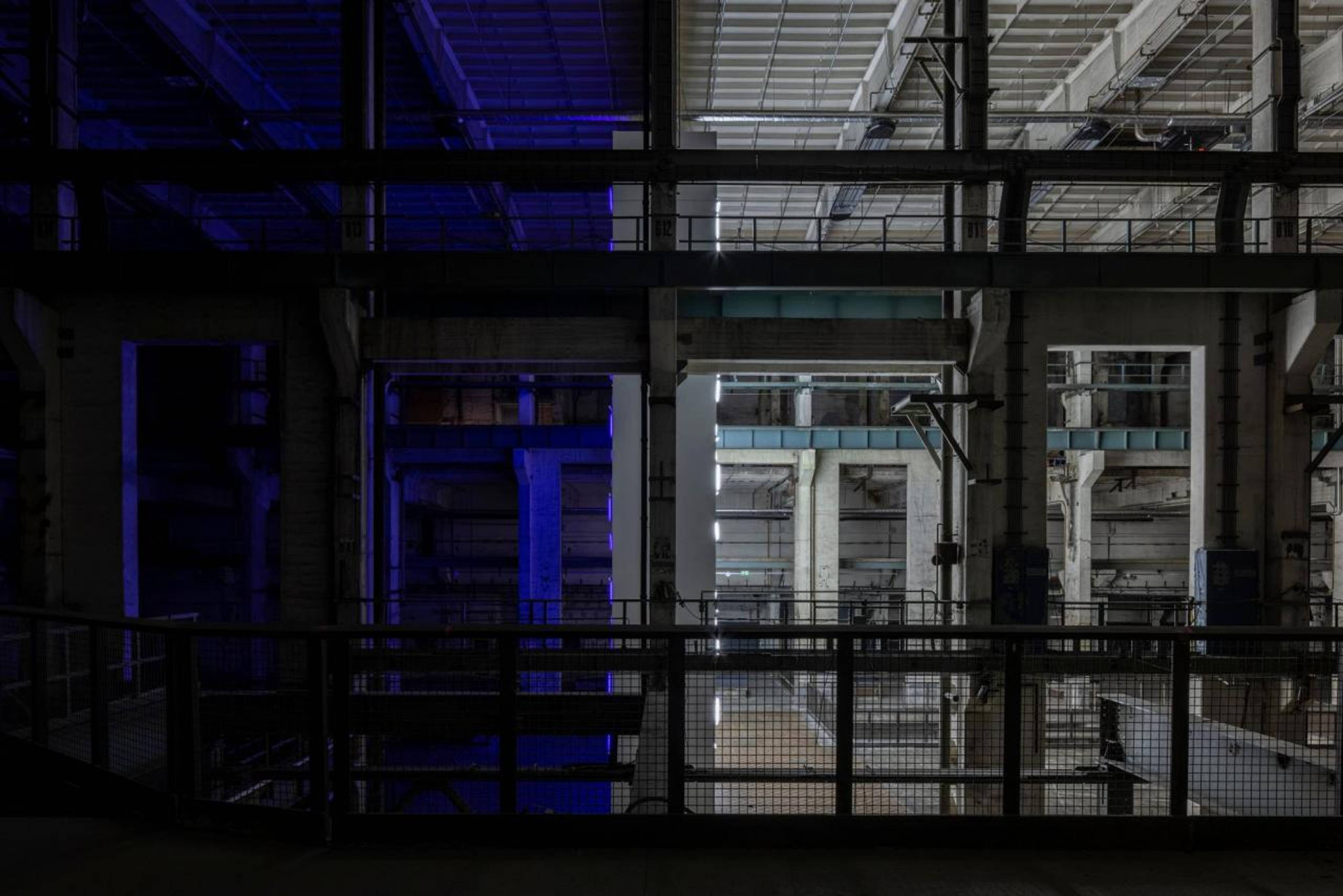 Robert Irwin, Light and Space (Kraftwerk Berlin) , 2021. Commissioned by LAS (Light Art Space). (c) Photo: Timo Ohler. VG Bild-Kunst, 2021