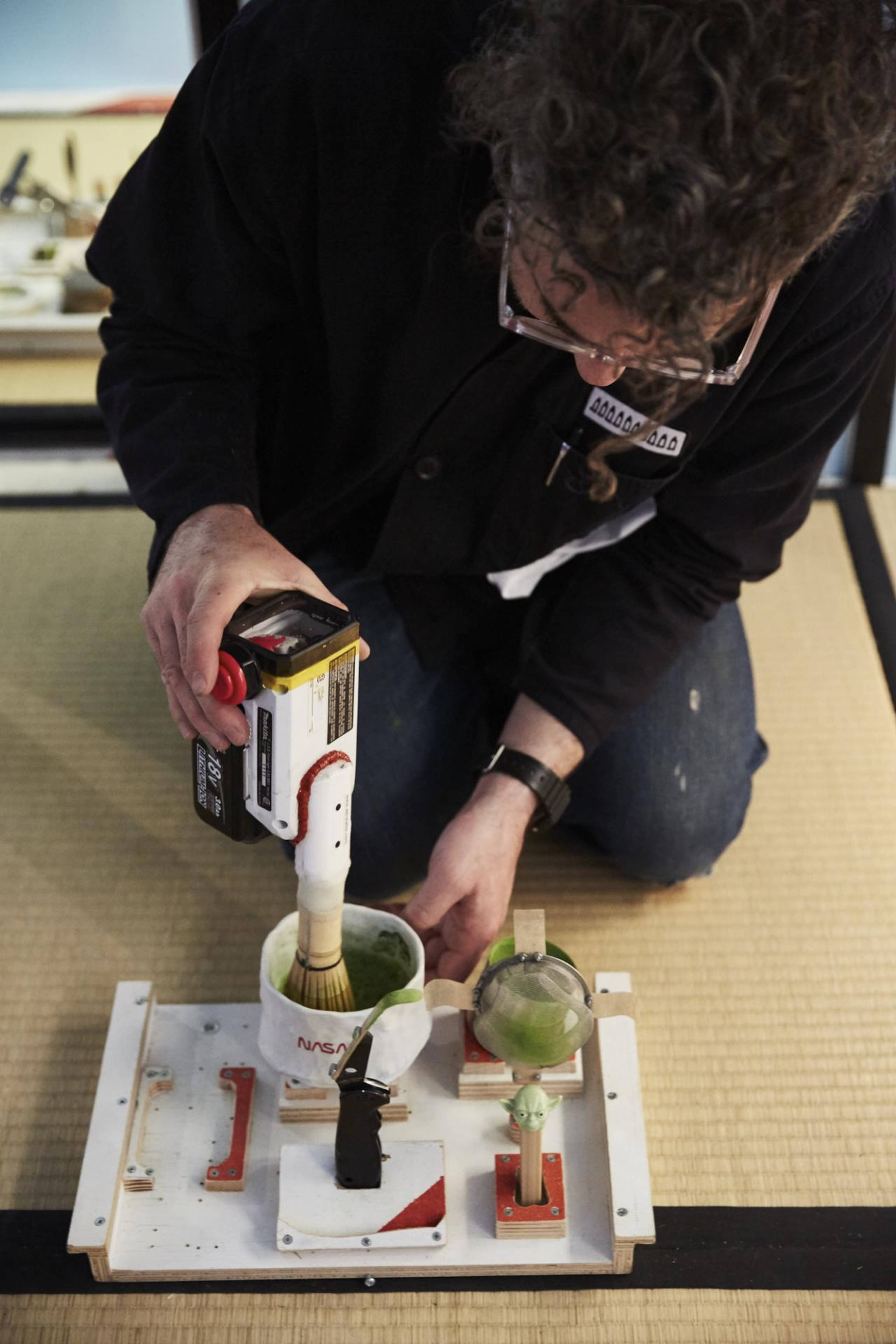 Tom Sachs performance as part of the exhbition &quot;Tea ceremony&quot; (2017) at Nasher Sculpture Center Photo: Kevin Todora