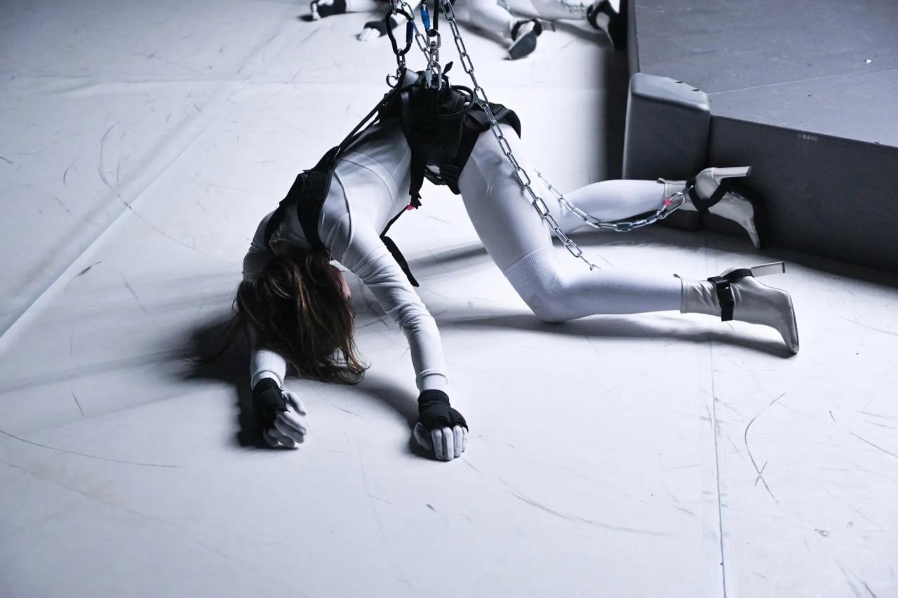 Candela Capítan, 19762. Solos Y Conectados (19762. Alone and Connected,), 2022