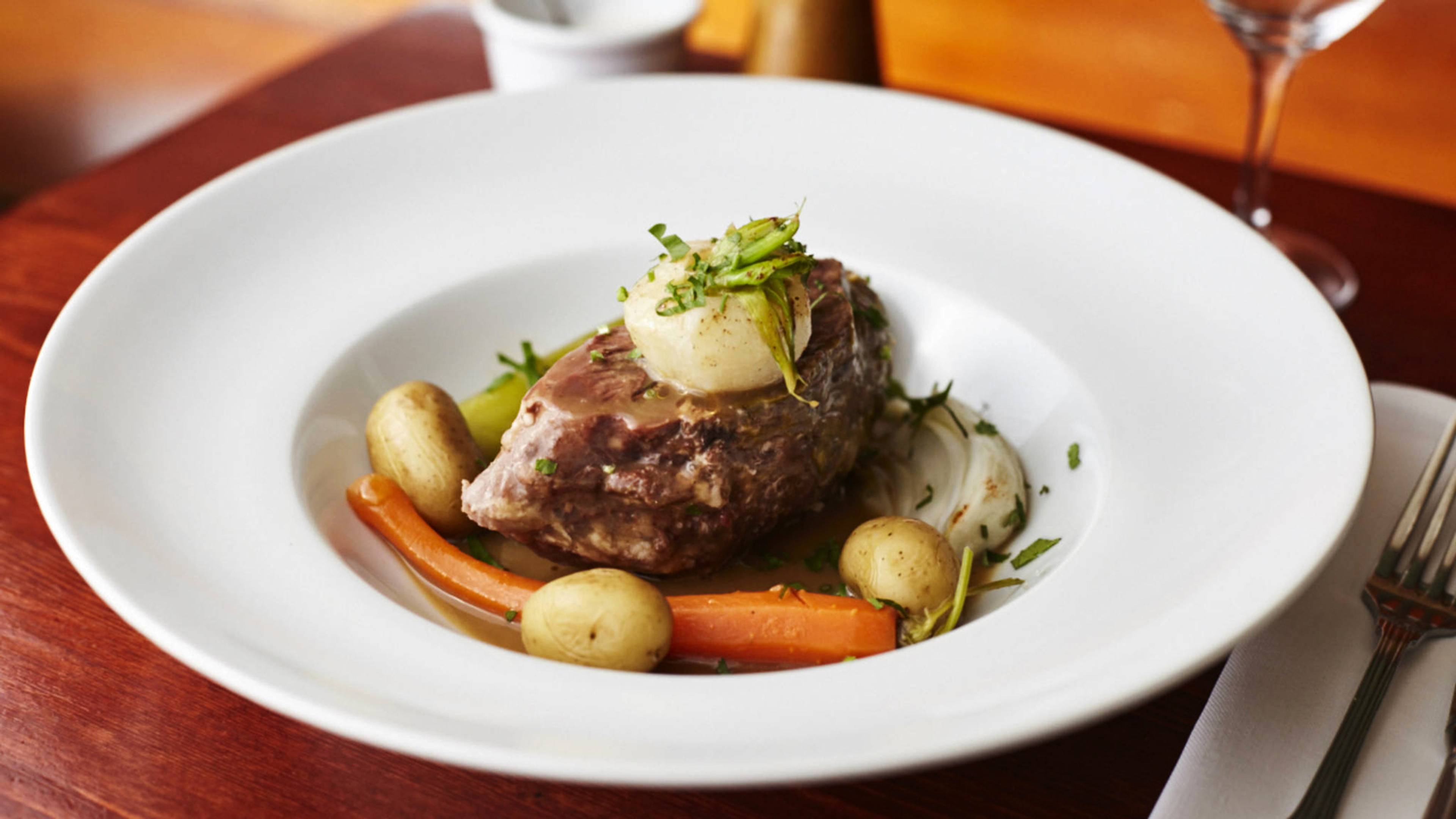 Orphyse Chaussette, Brussels