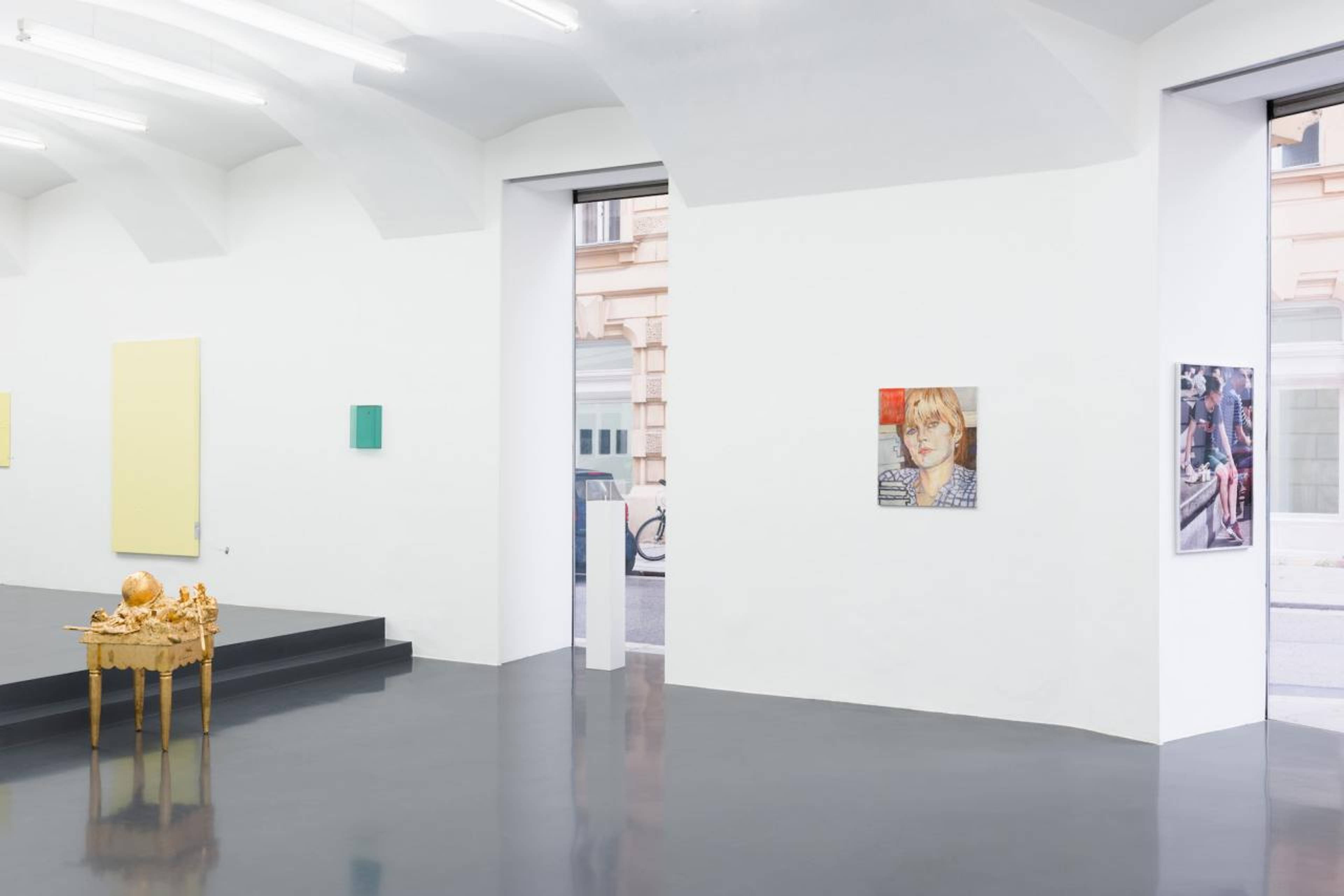 Installation view of &quot;Elevation&quot; curated by_Robert Müller at Galerie Emanuel Layr Photo: Maximilian Anelli-Monti