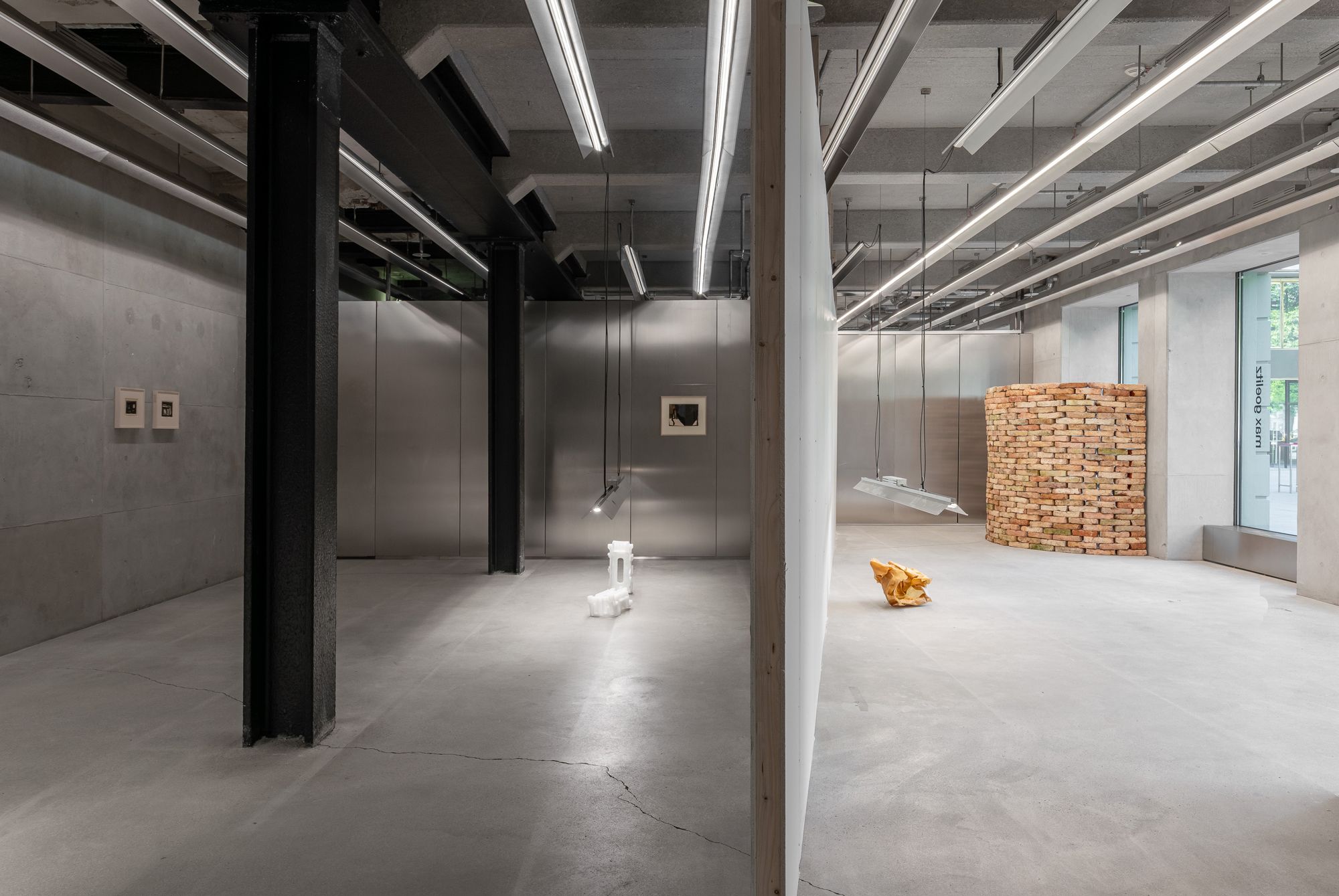 View of “eva hesse, lukas heerich, rindon johnson,” max goelitz, Munich, 2026