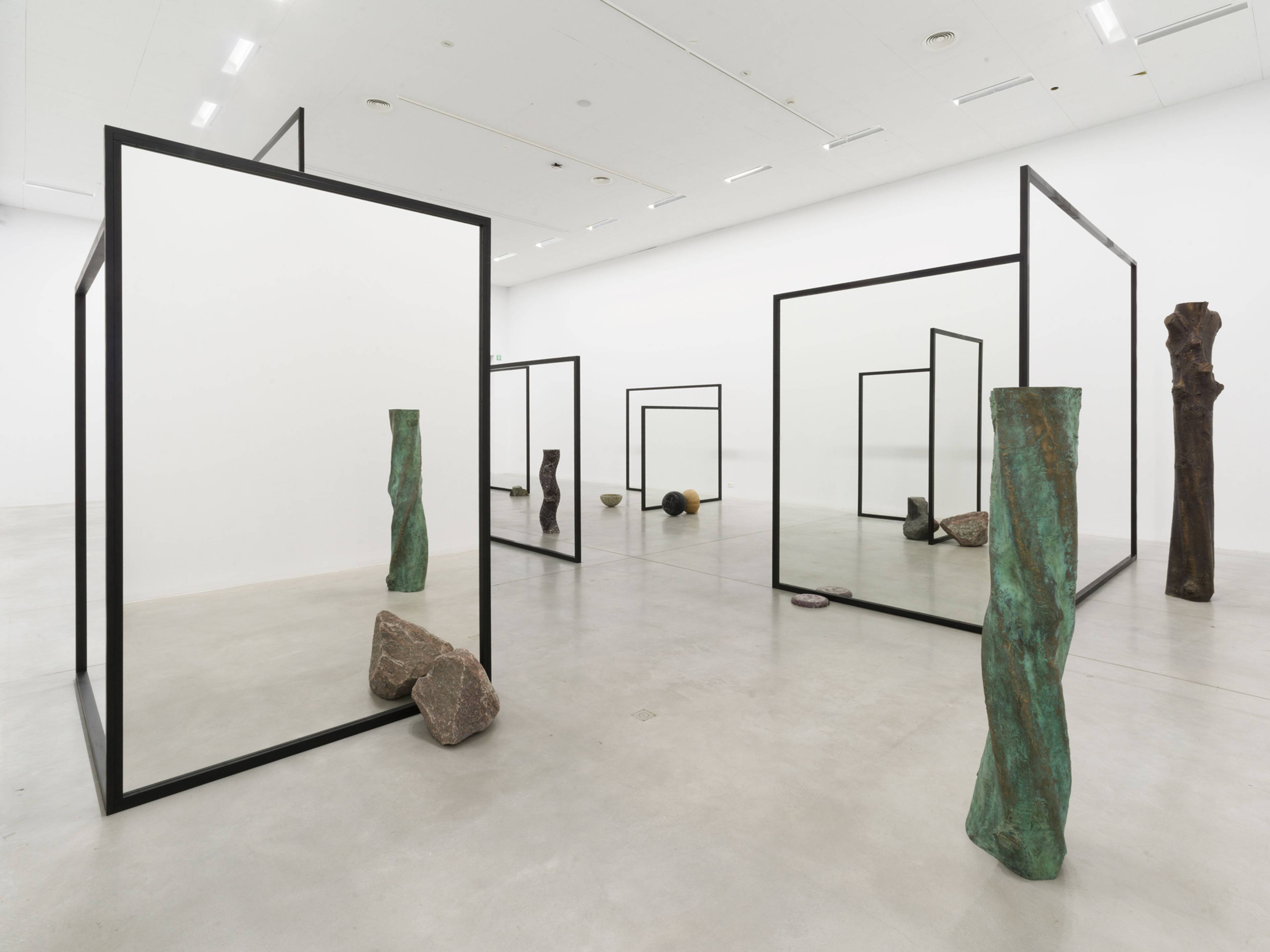 Alicja Kwade, WeltenLinie (WorldLines), 2019/2025