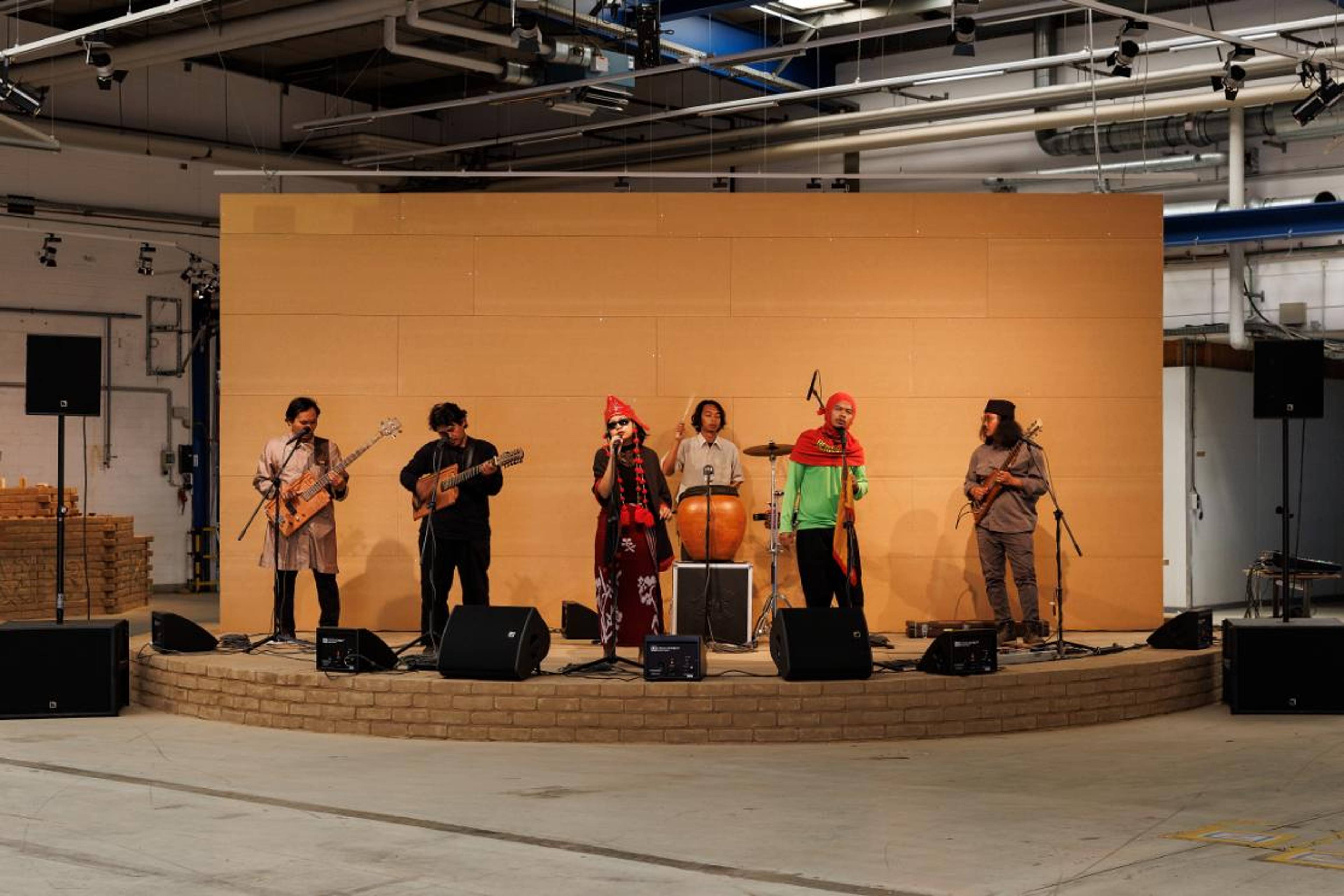 Music Group, Lair, 2022