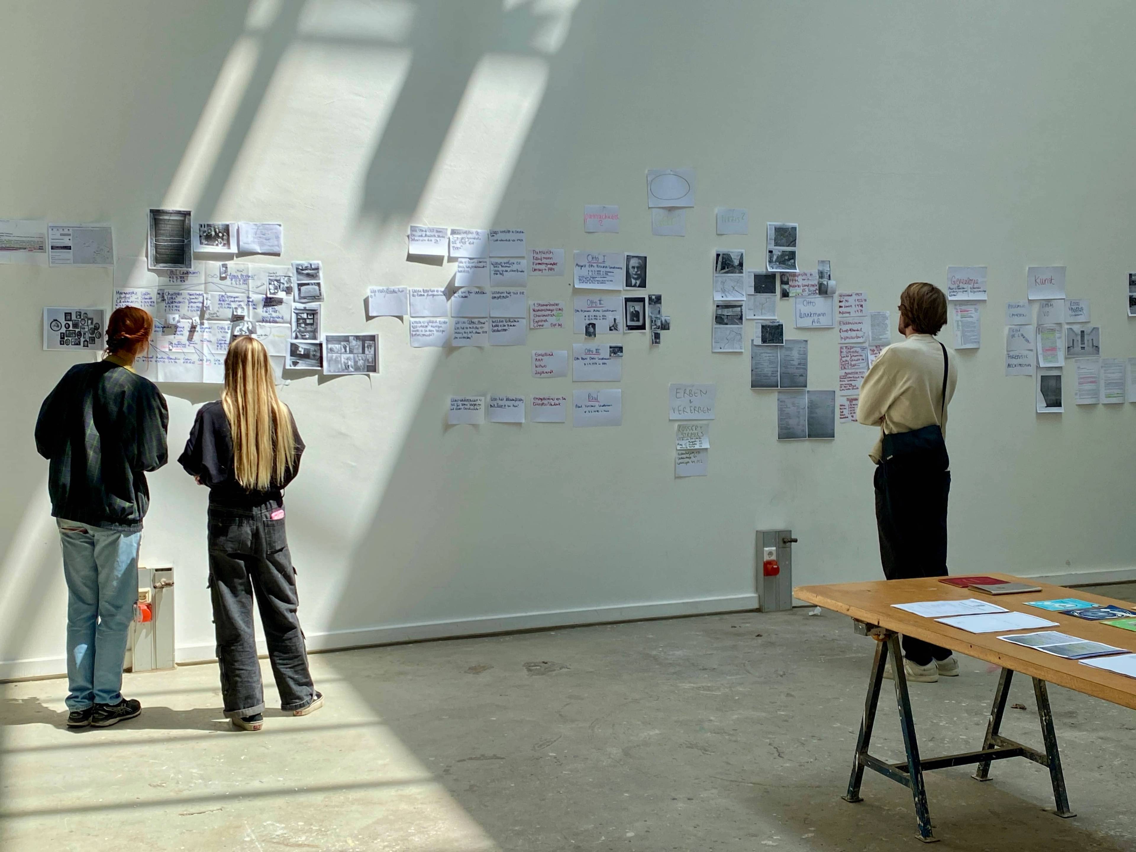 Presentation of Work from Laackmann at Kunstakademie Karlsruhe, from Class Vitorelli