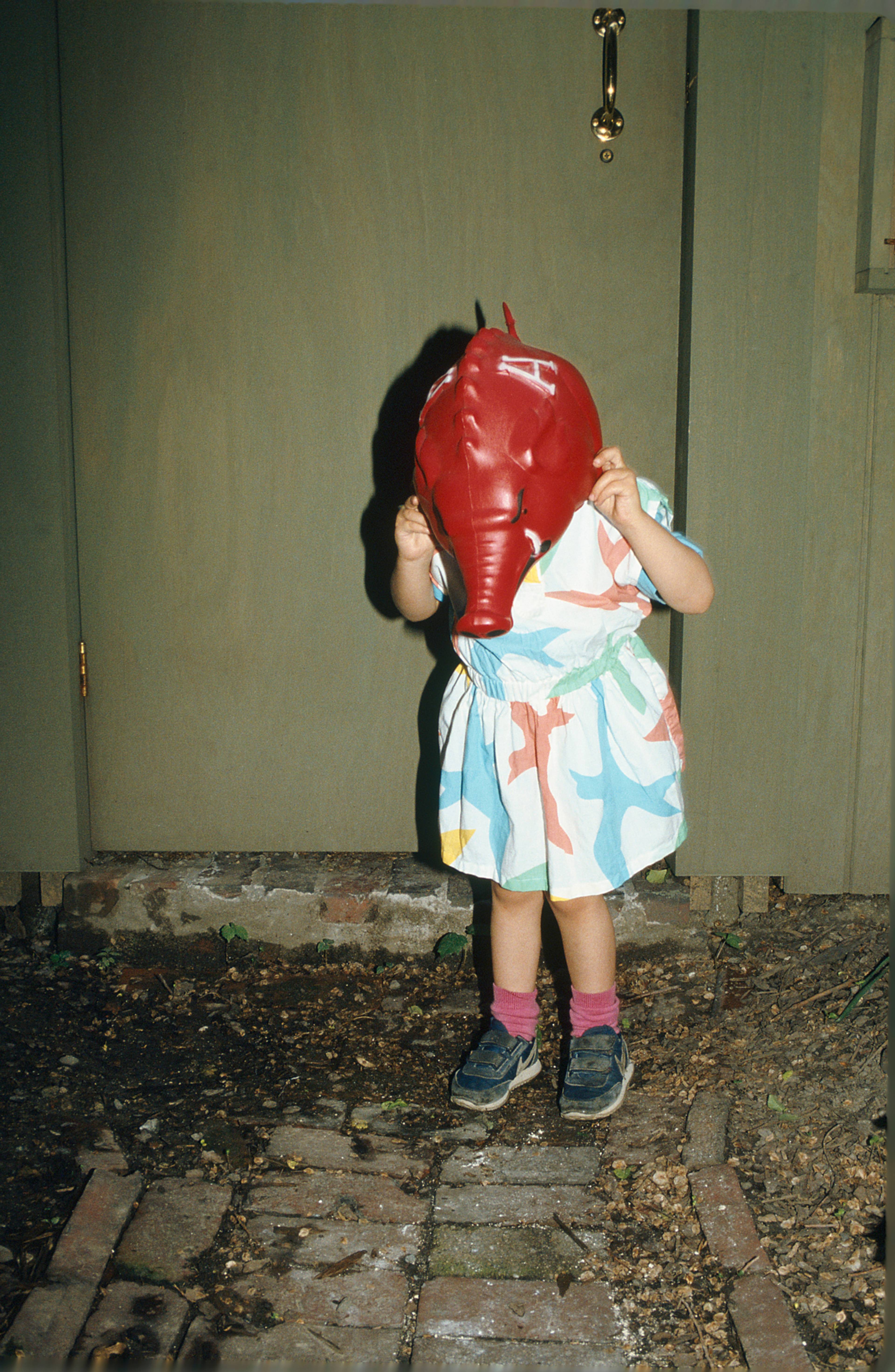 Nan Goldin, Elephant mask, Boston, 1985