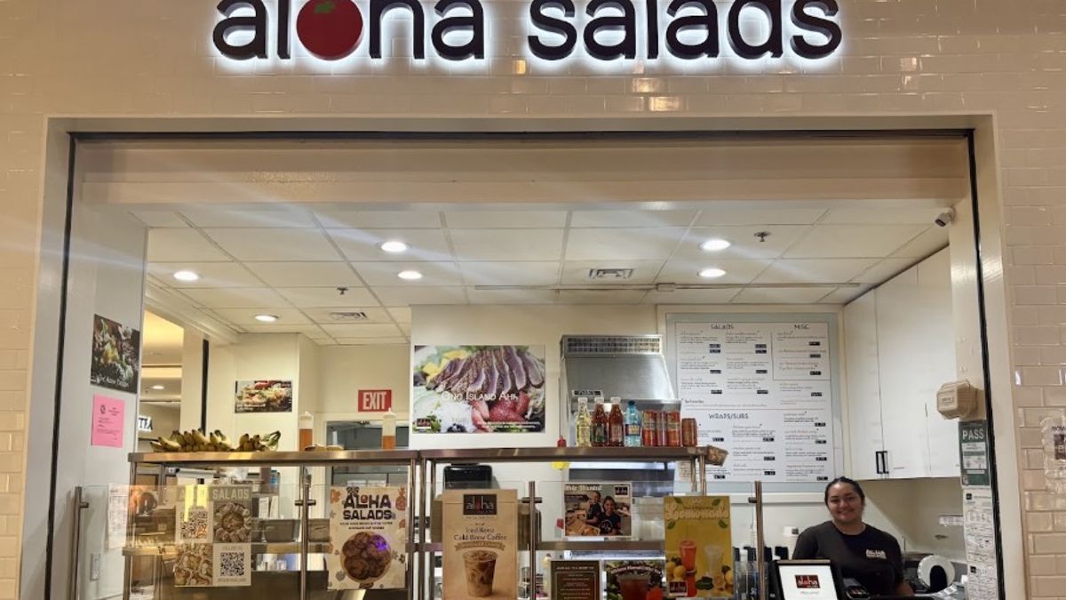 Office Lunch Catering on Oahu: How to Choose Salads and Sandwich Platters